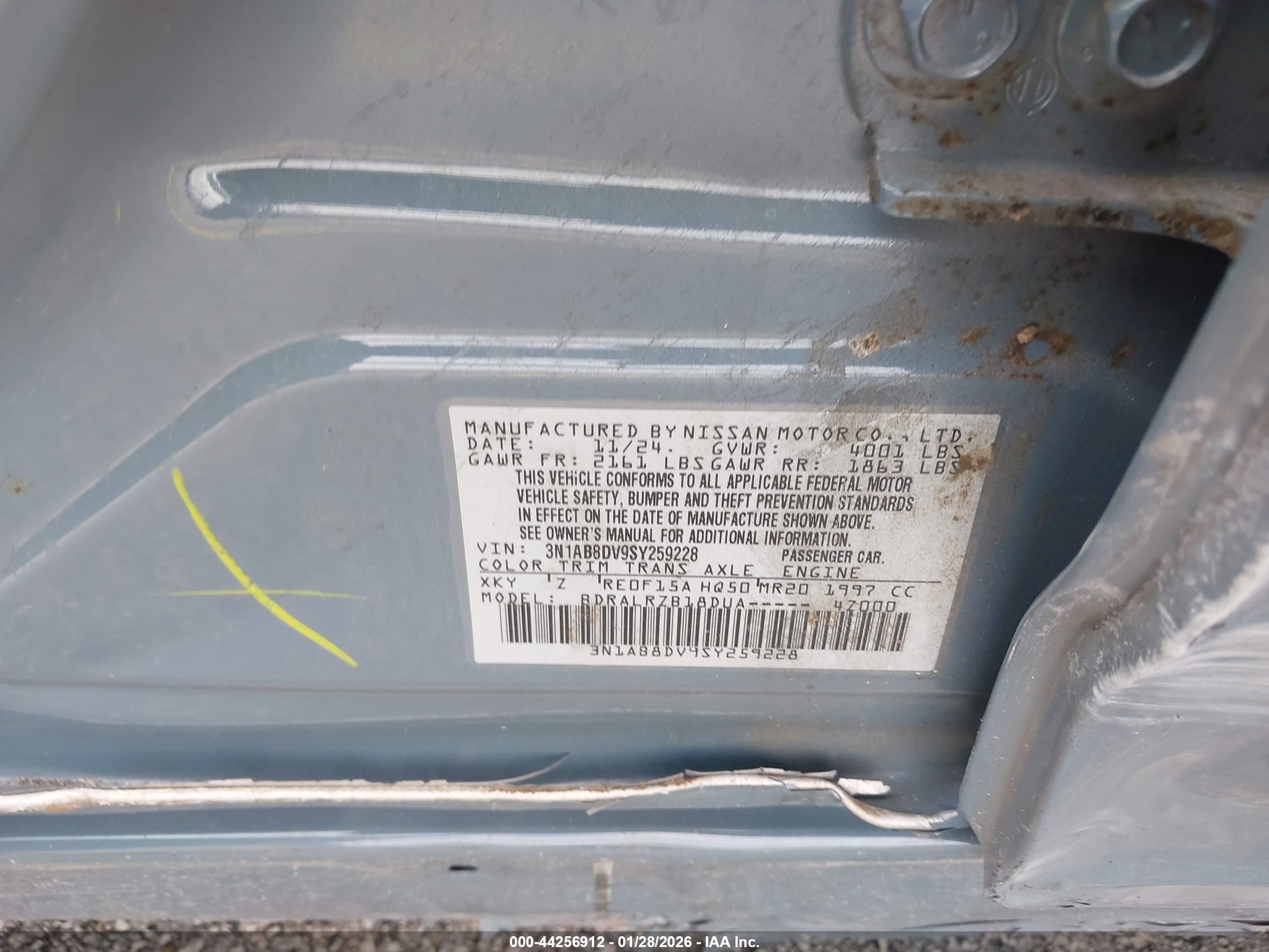 NISSAN SENTRA image 9