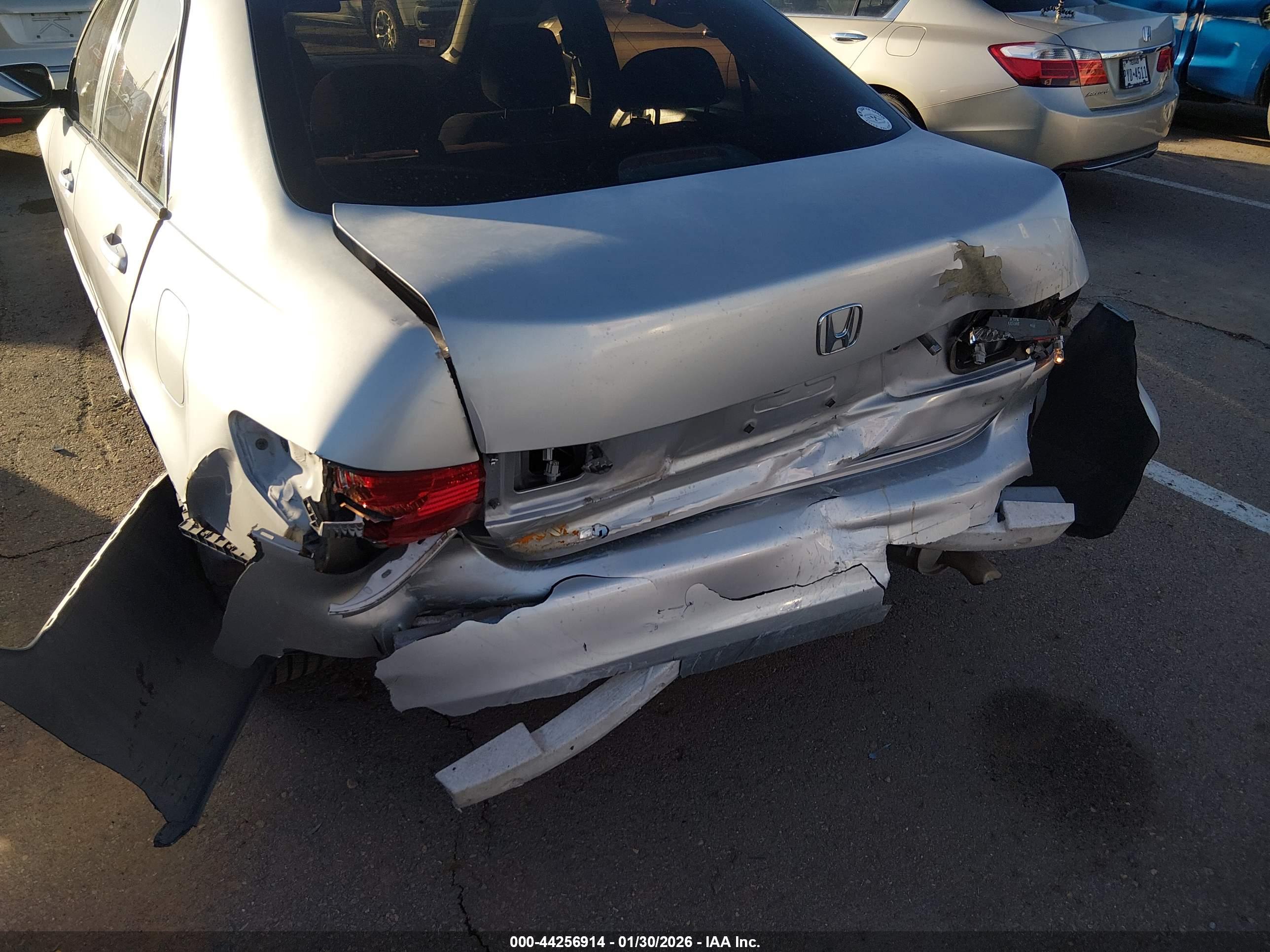 HONDA ACCORD image 6