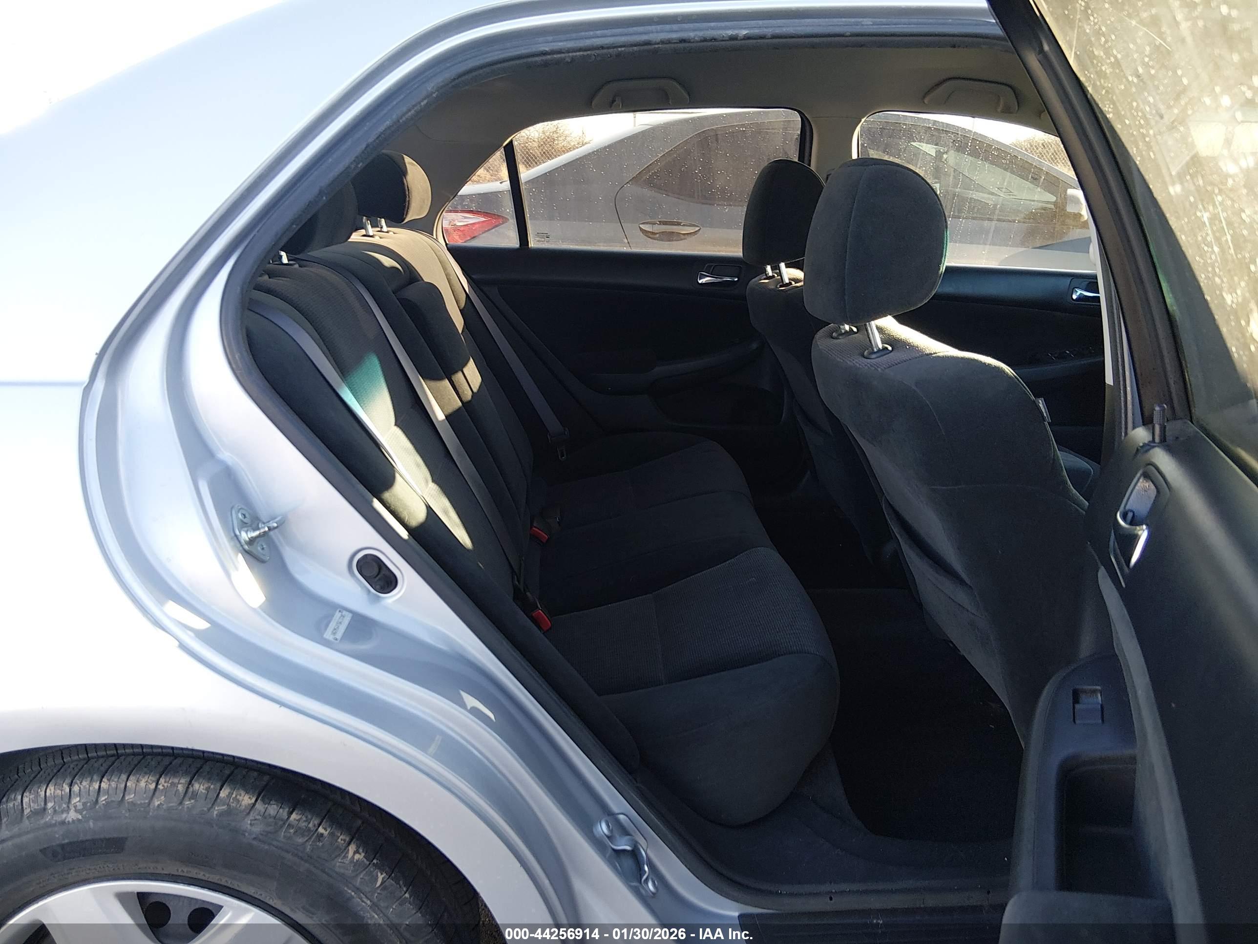 HONDA ACCORD image 8