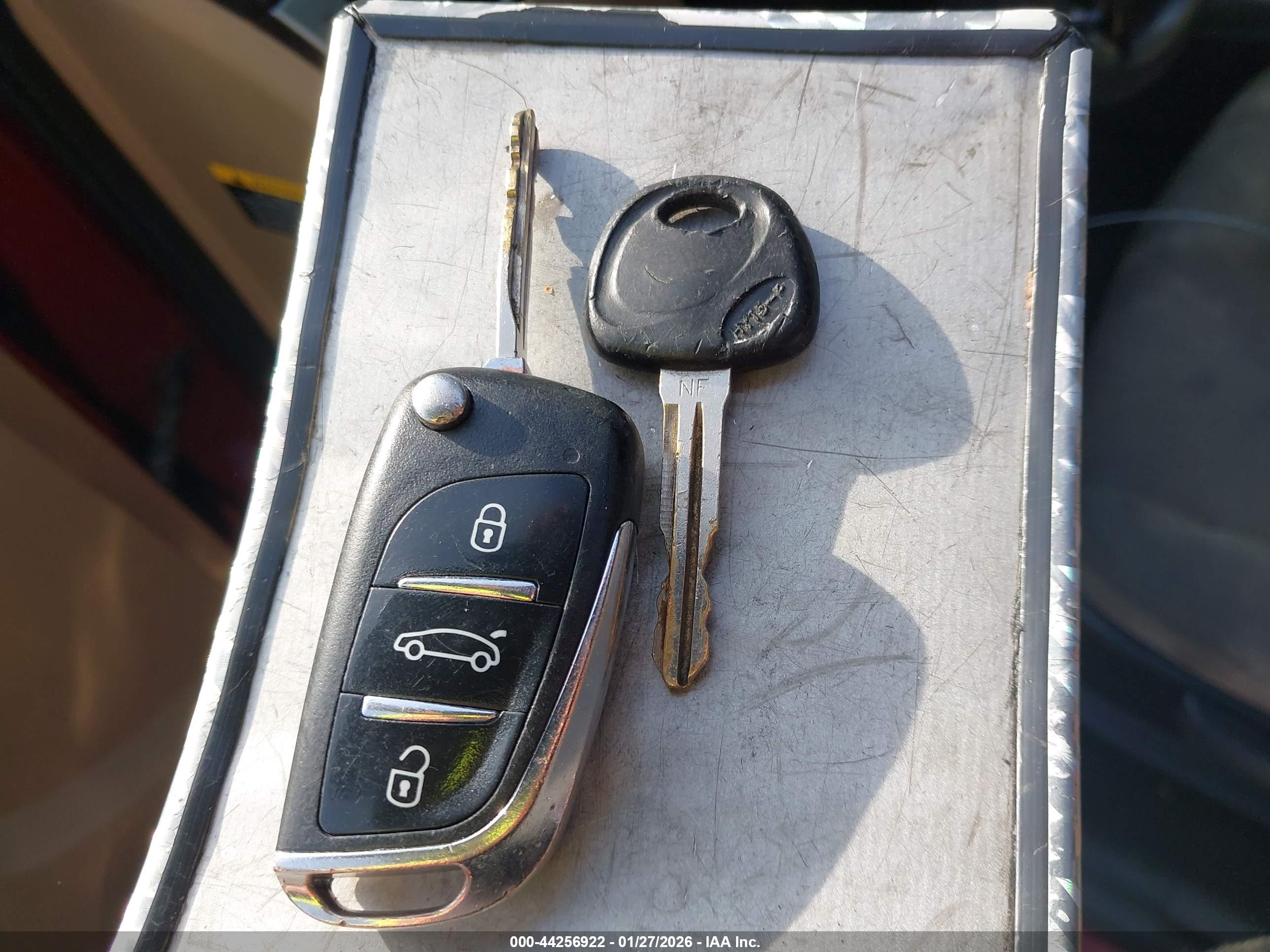 HYUNDAI ELANTRA image 11