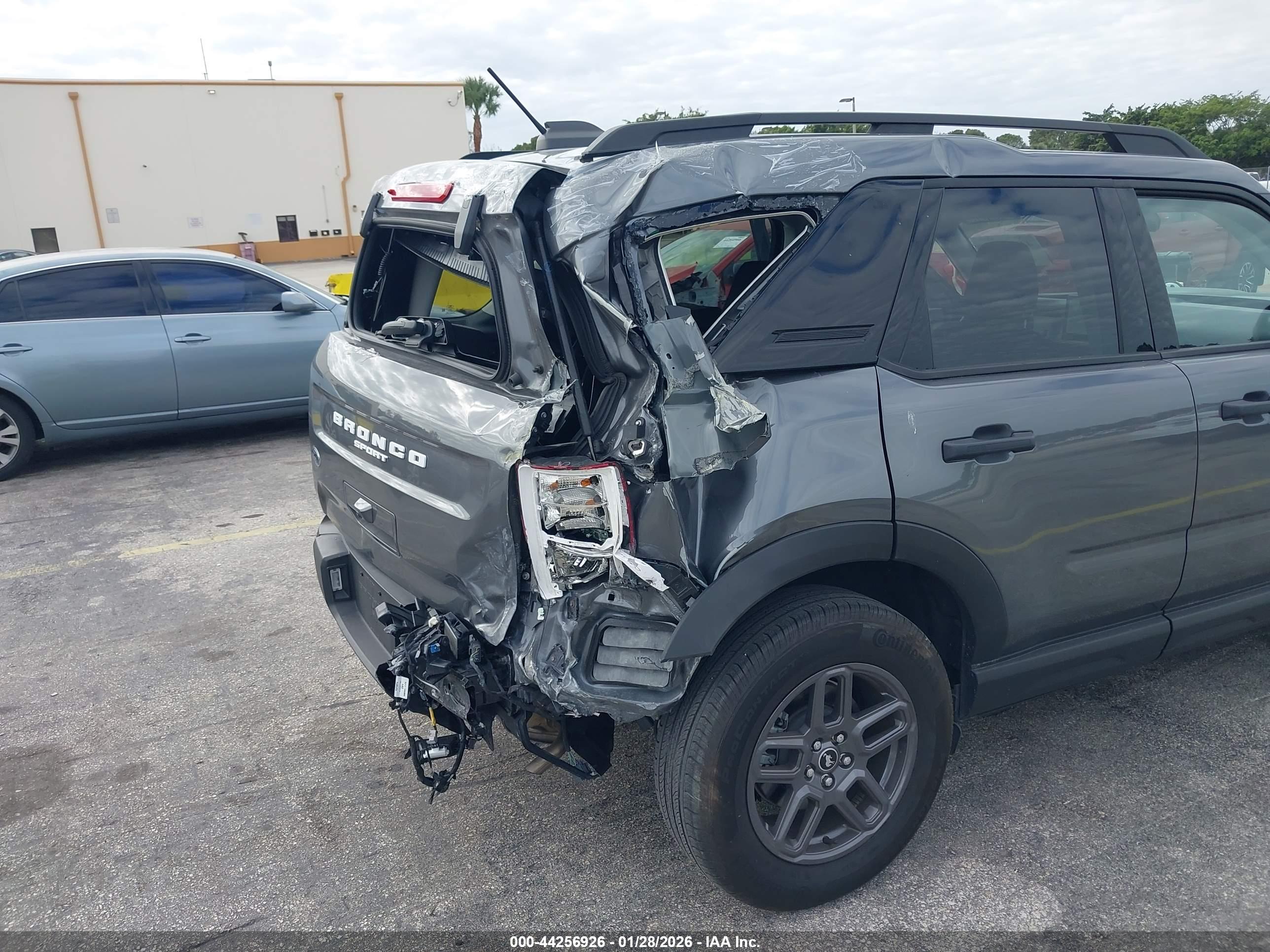 FORD BRONCO image 6