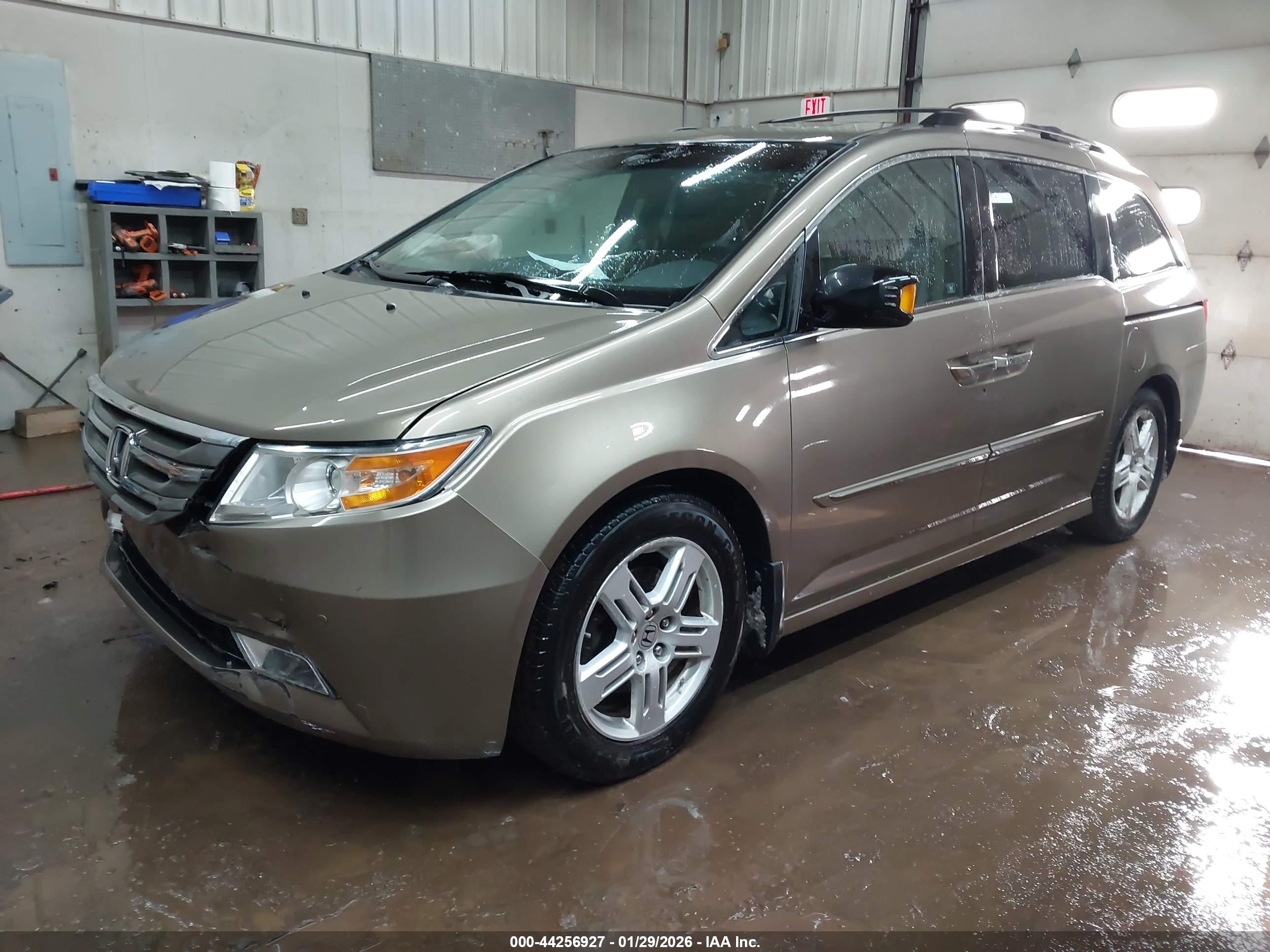 HONDA ODYSSEY image 2