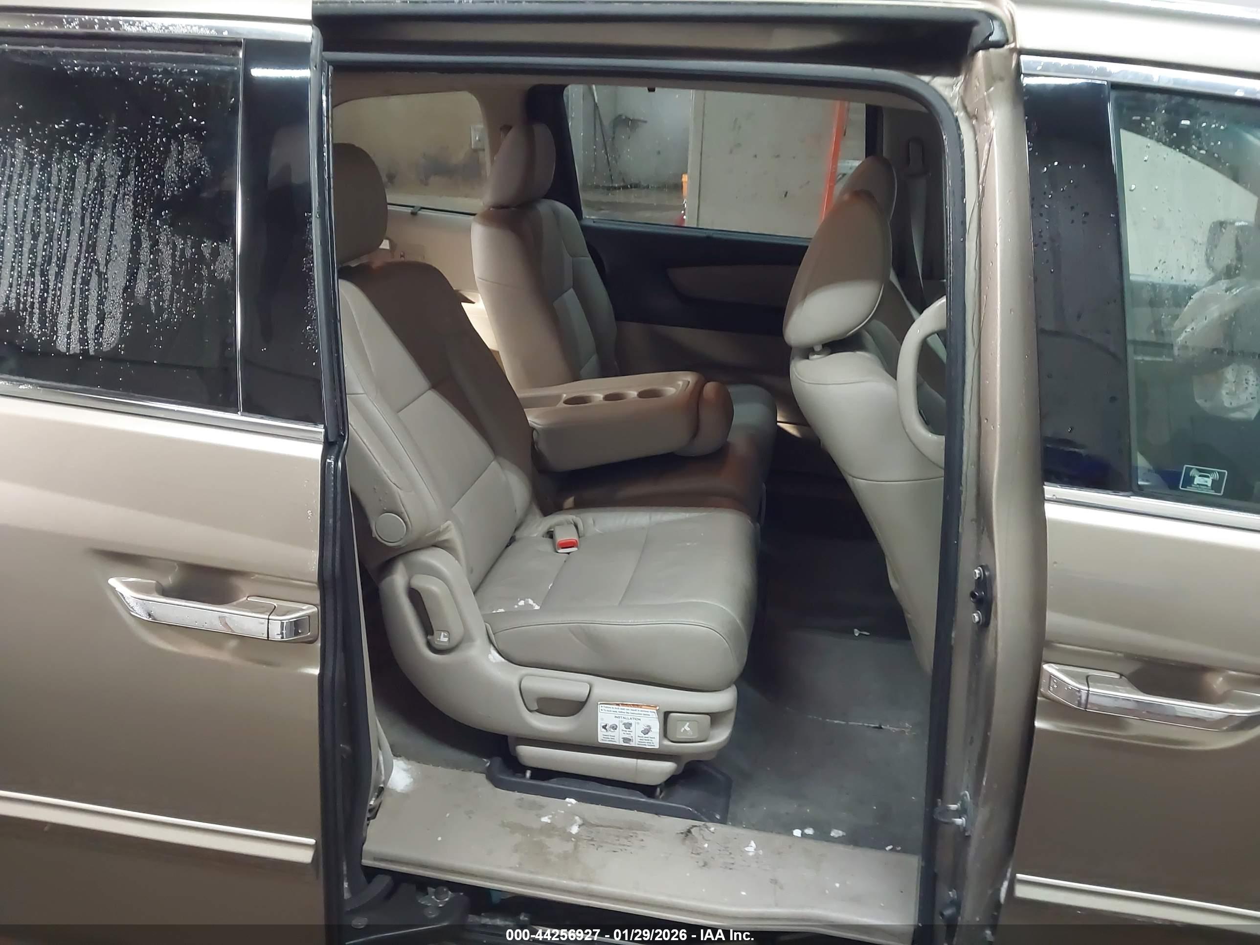 HONDA ODYSSEY image 8