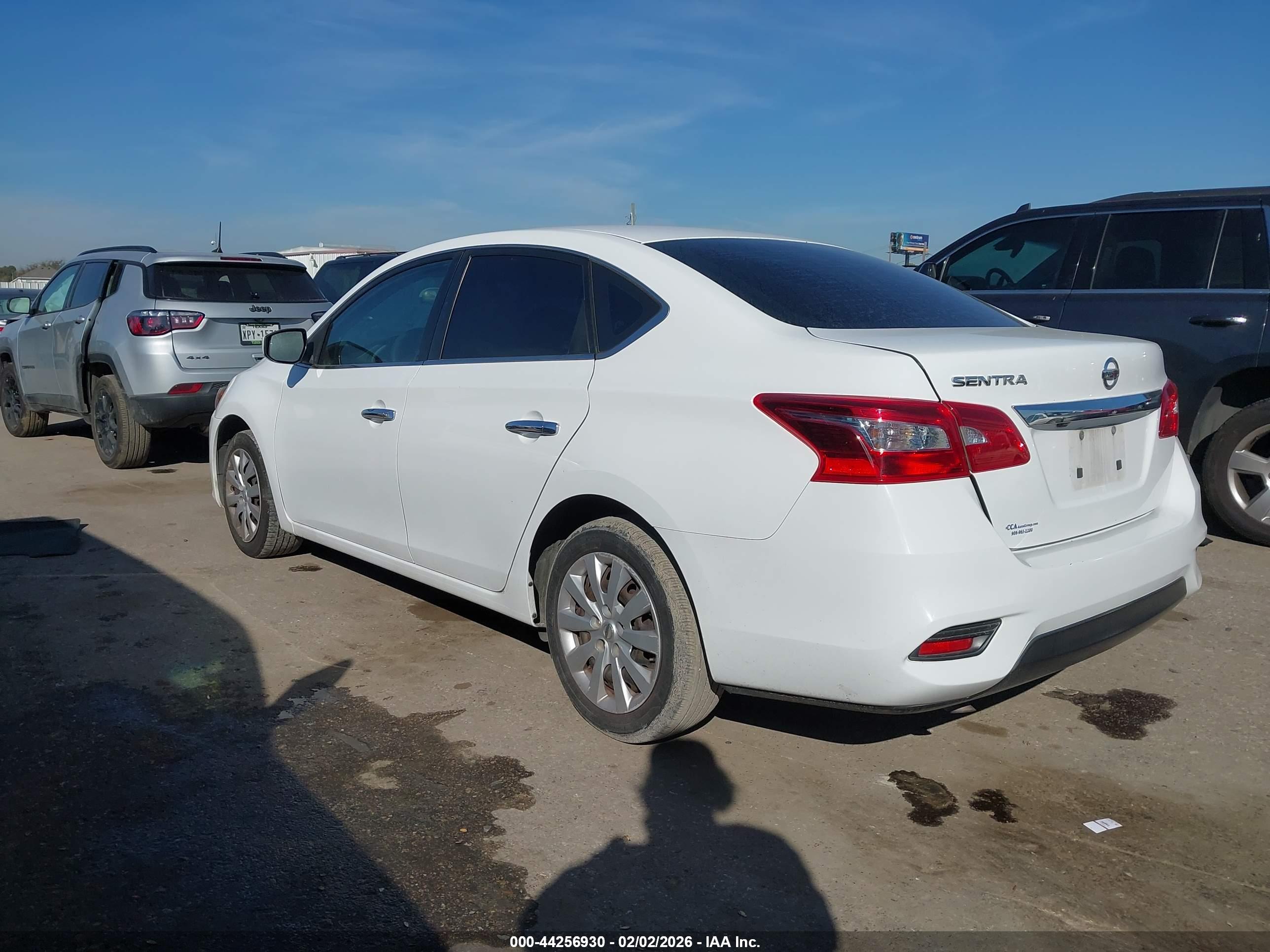 NISSAN SENTRA image 3