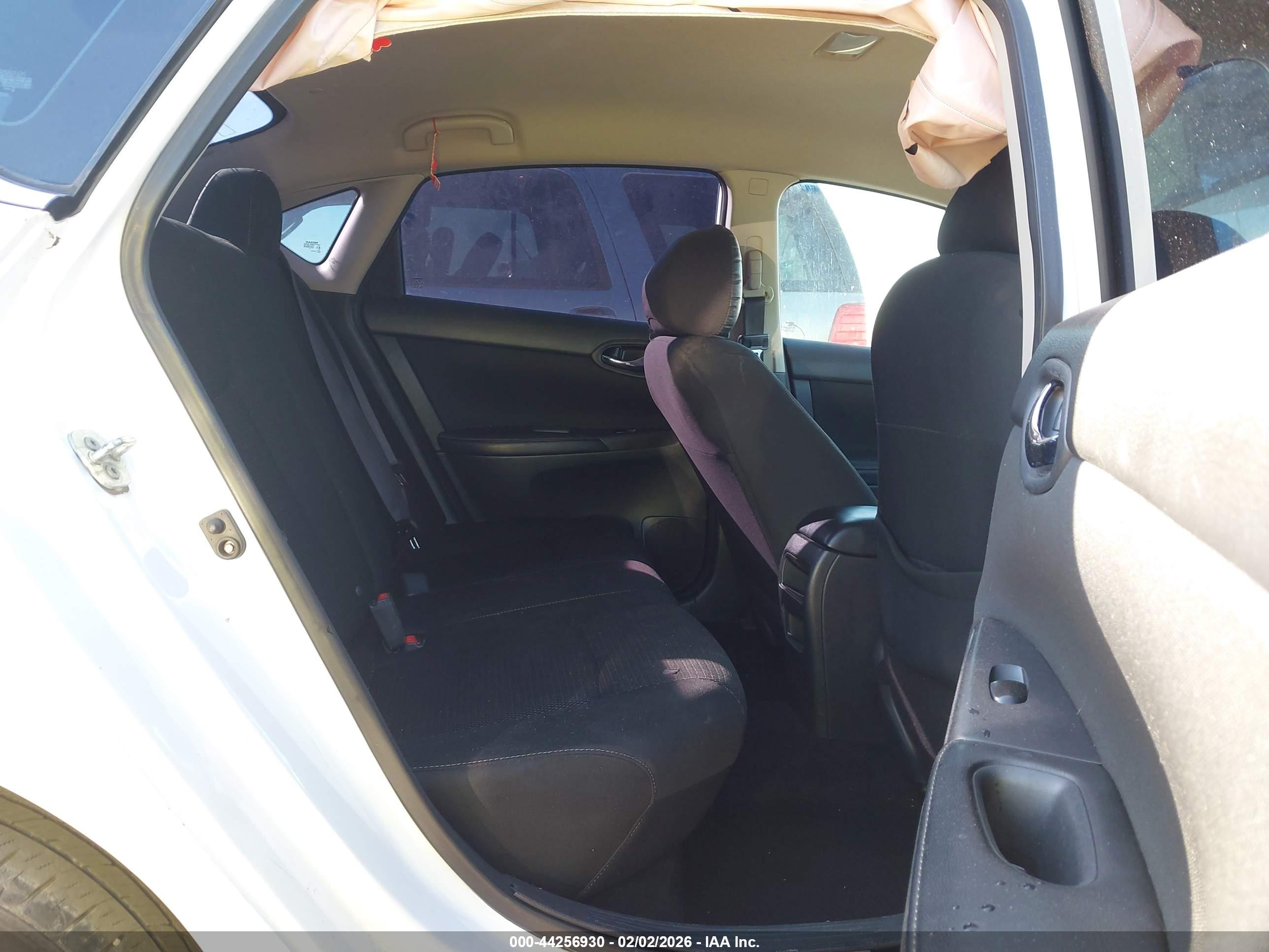 NISSAN SENTRA image 8