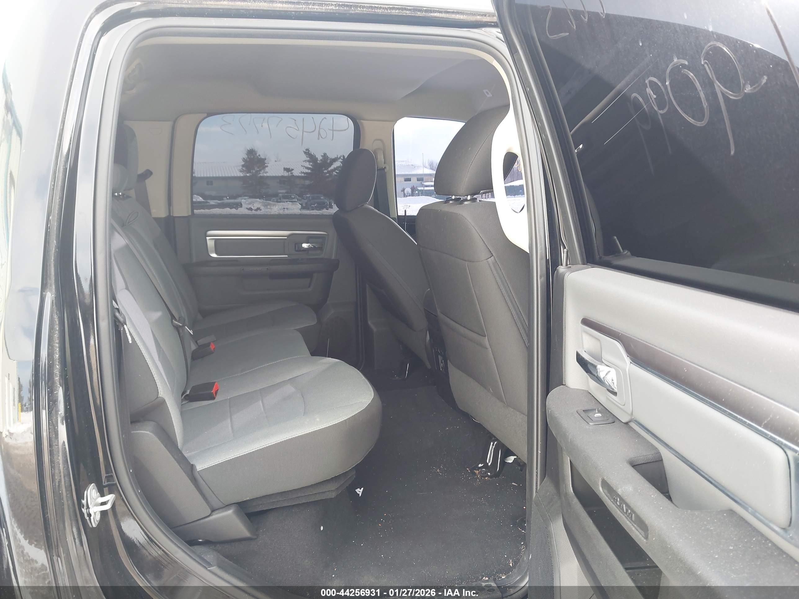 RAM 1500 image 8