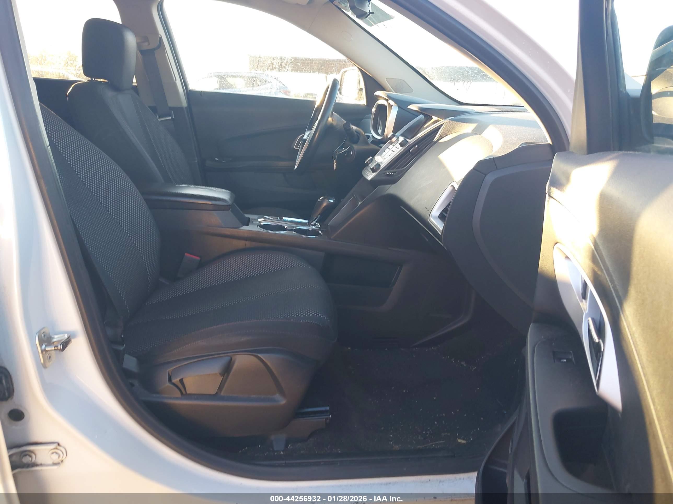 CHEVROLET EQUINOX image 5