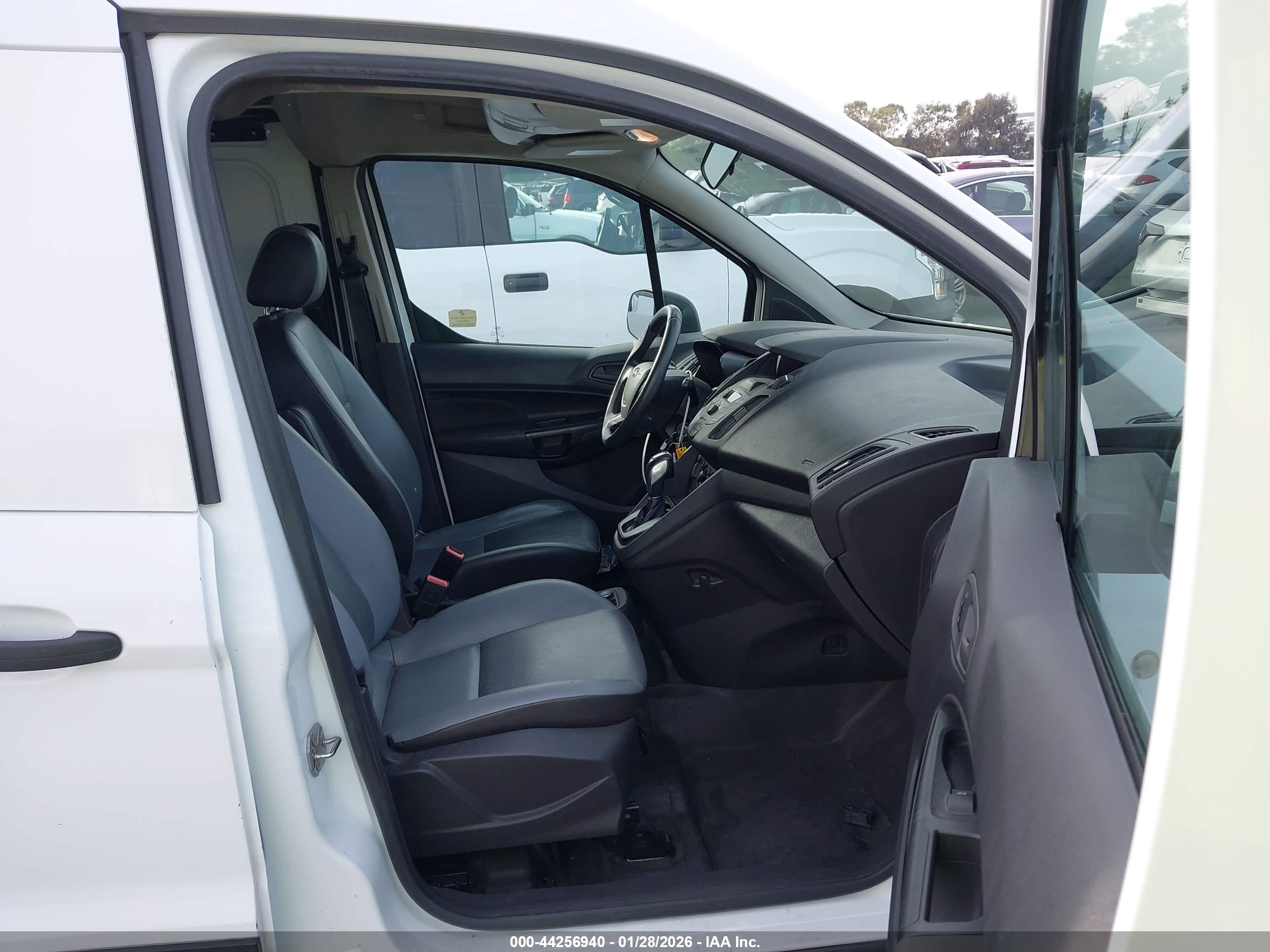 FORD TRANSIT image 5