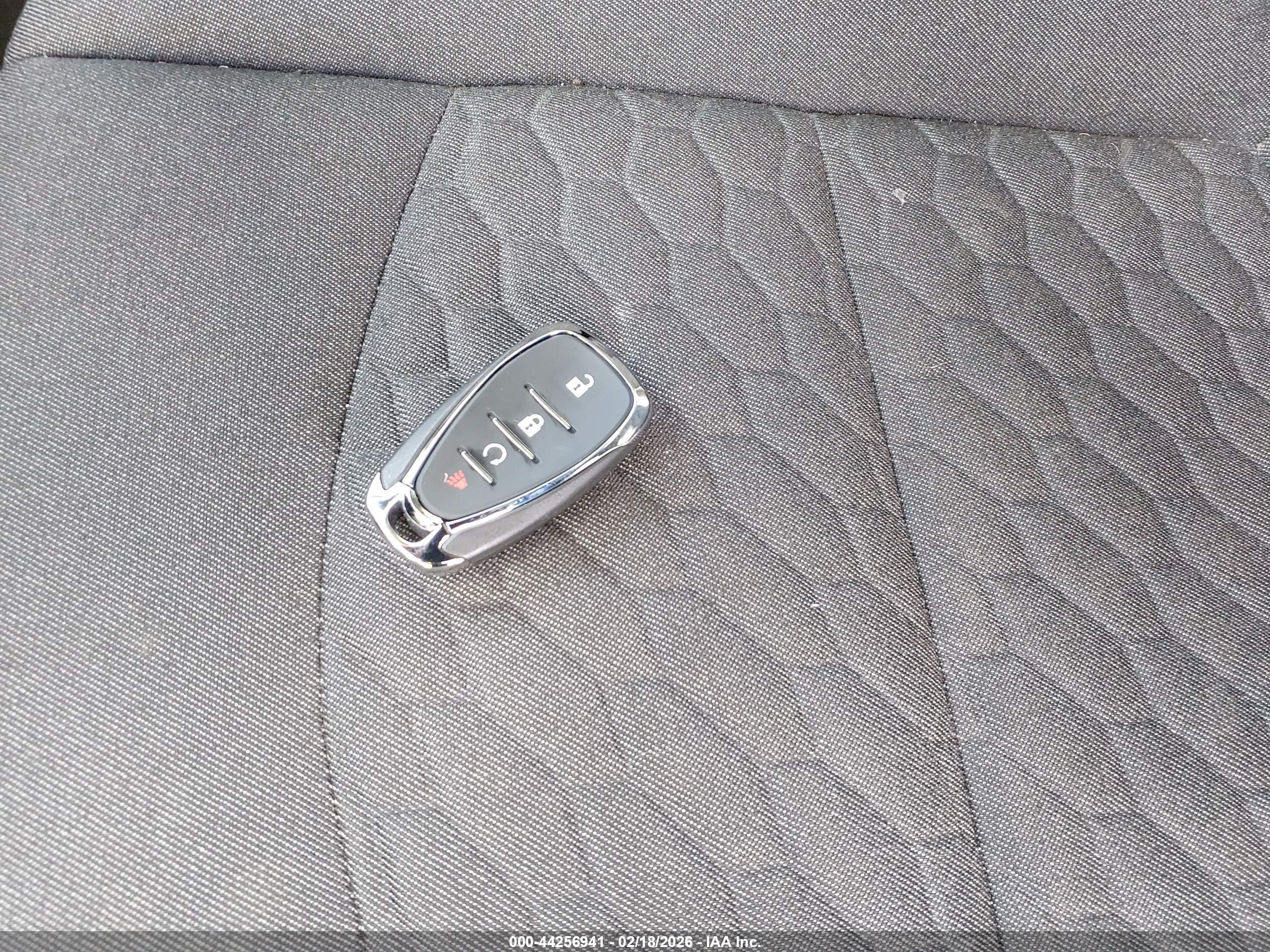 CHEVROLET EQUINOX image 11