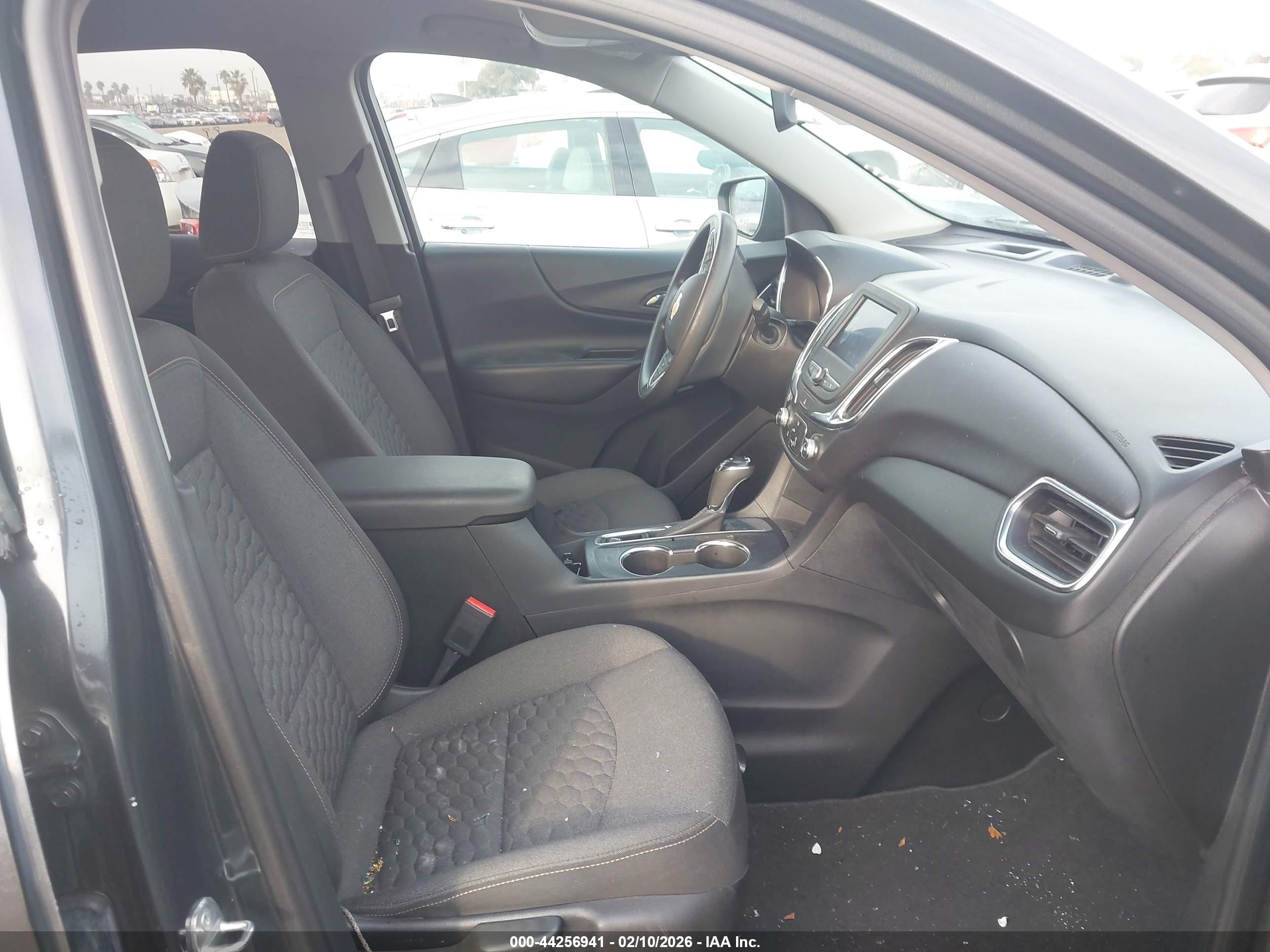 CHEVROLET EQUINOX image 5