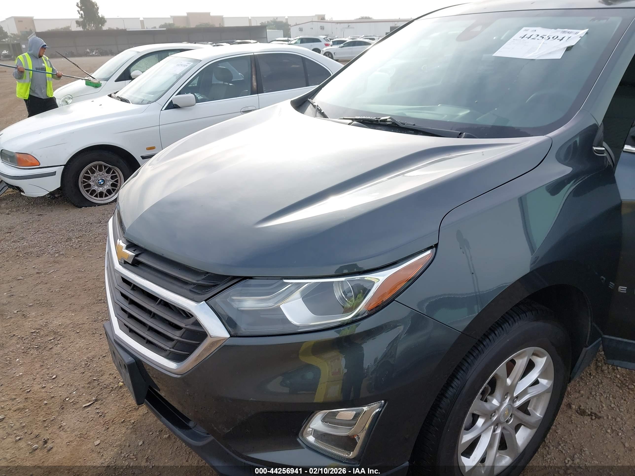 CHEVROLET EQUINOX image 6