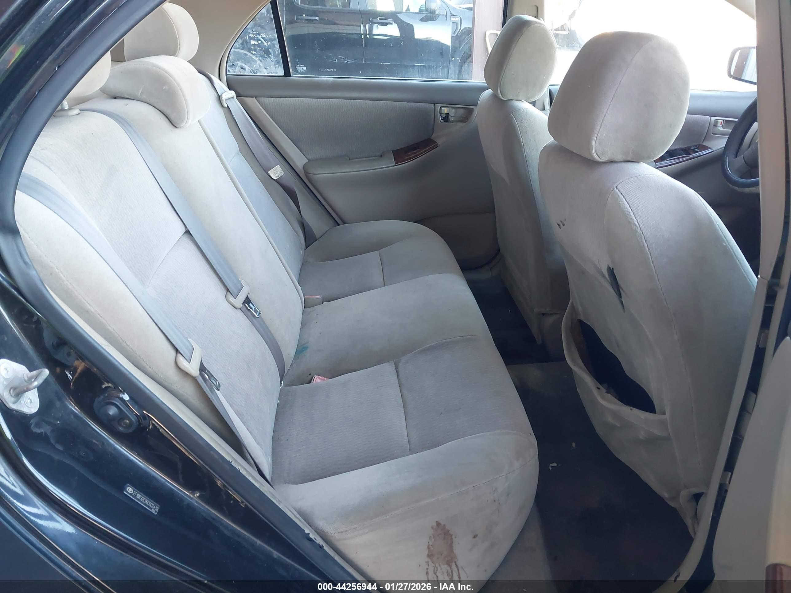 TOYOTA COROLLA image 8