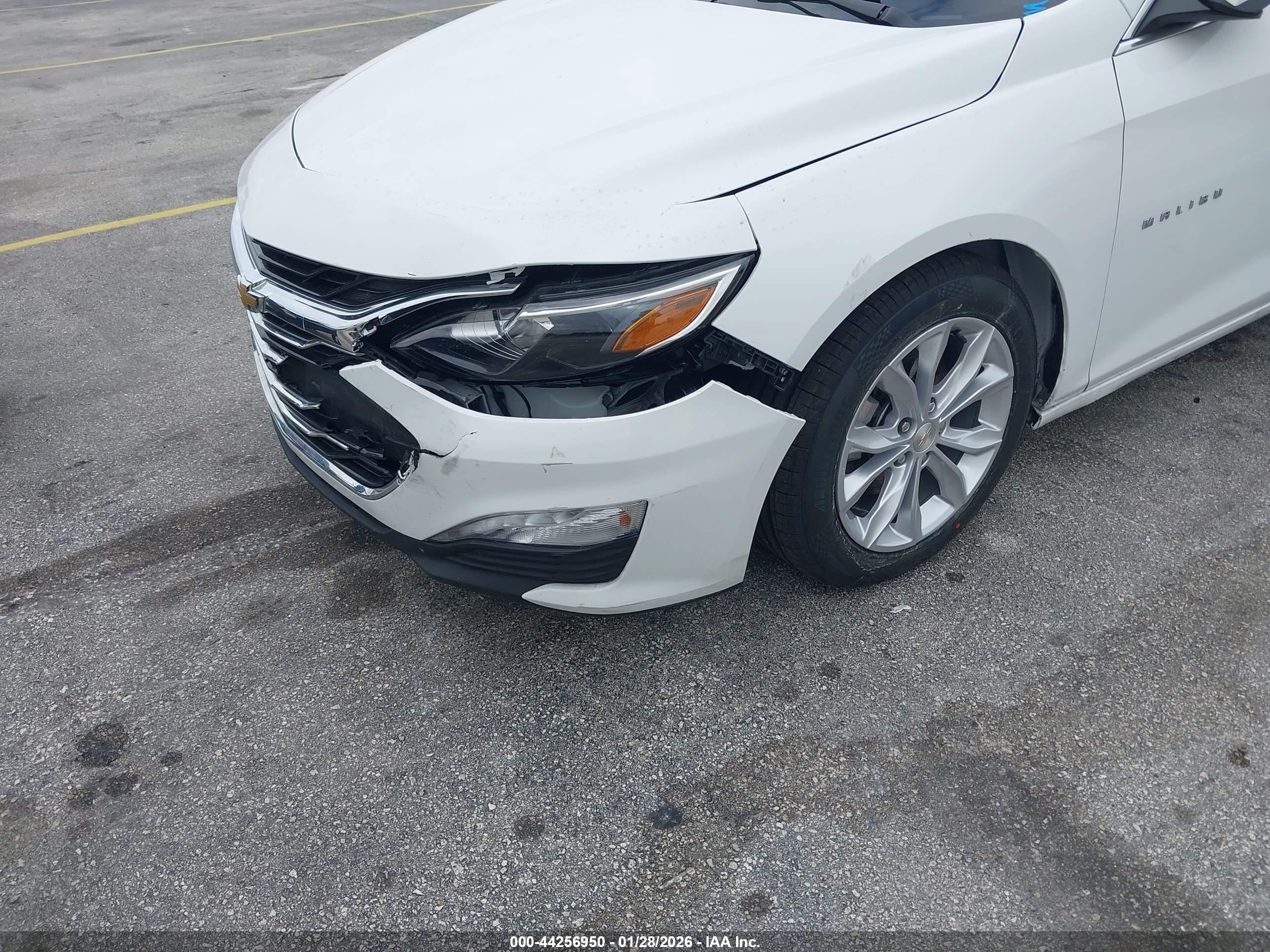 CHEVROLET MALIBU image 6