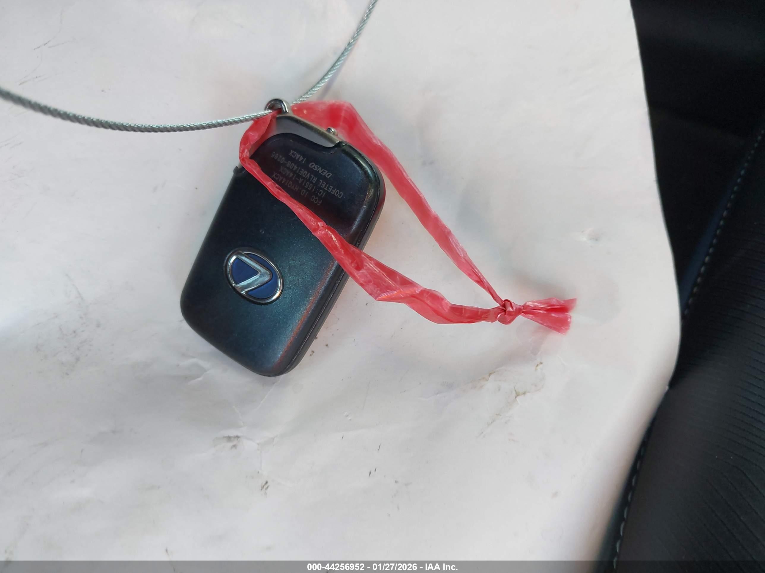 LEXUS CT image 11