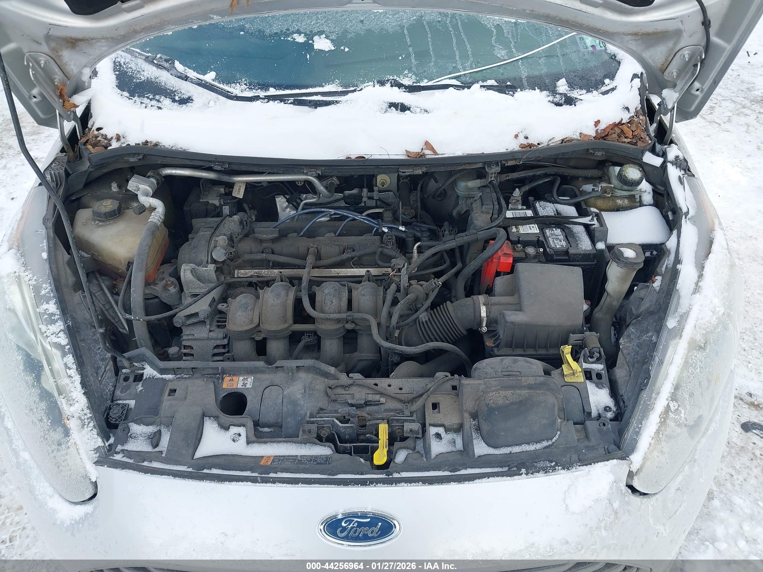 FORD FIESTA image 10
