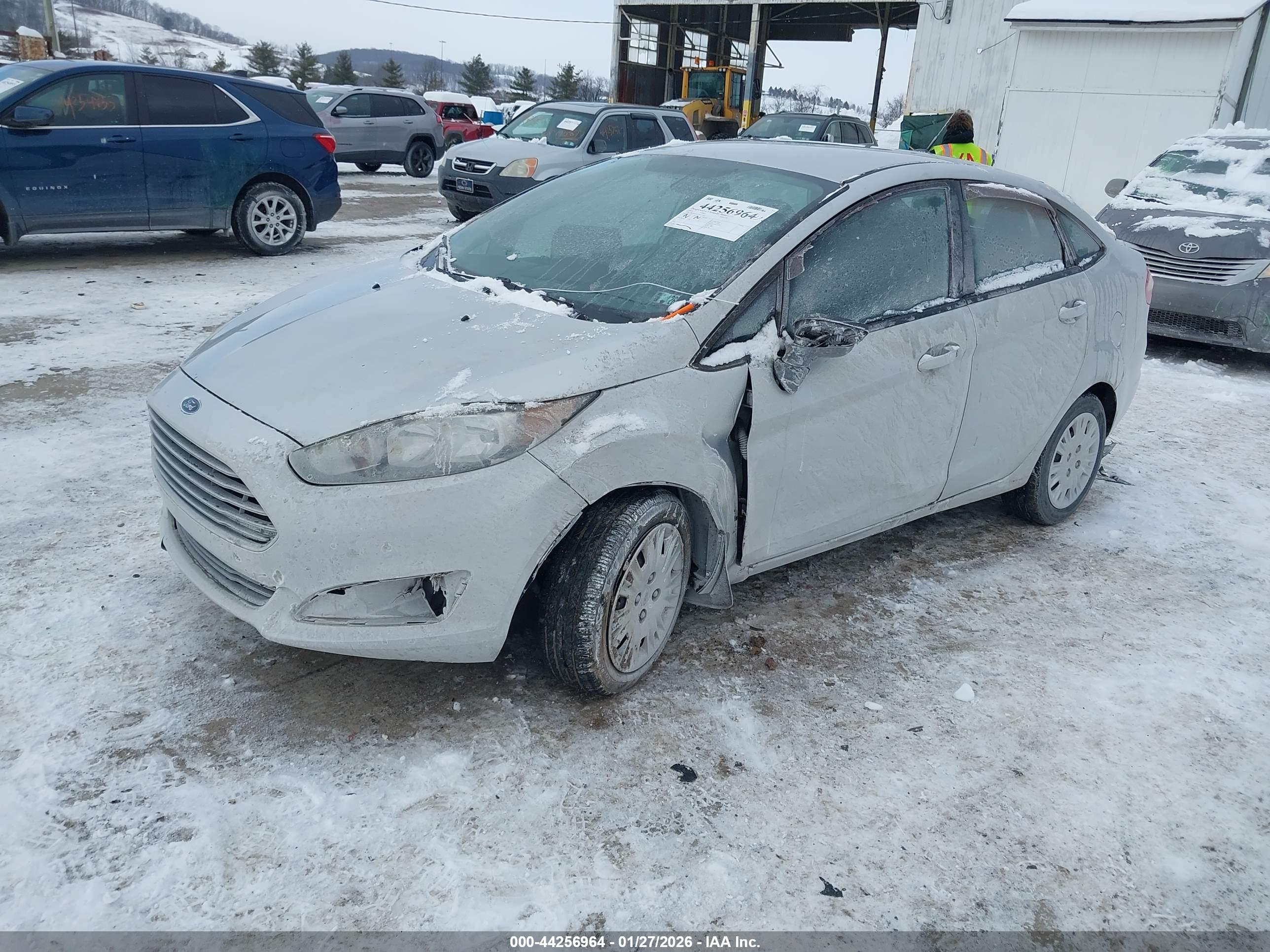 FORD FIESTA image 2