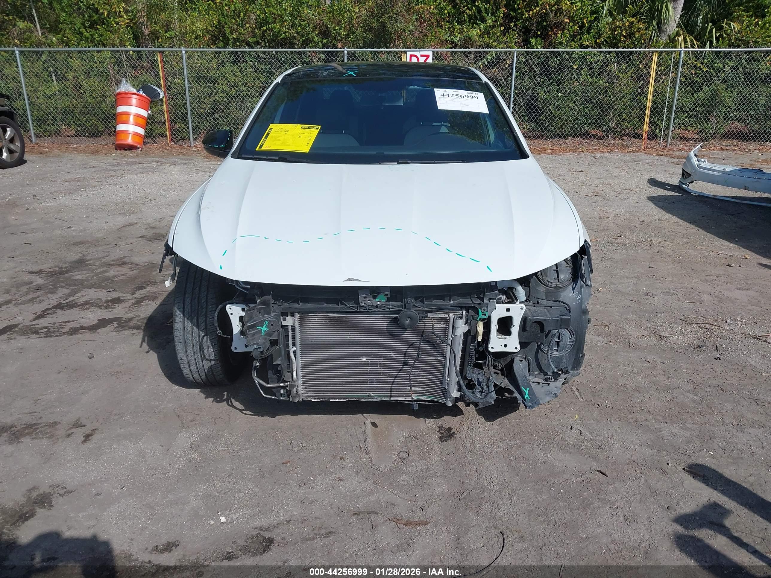 VOLKSWAGEN JETTA image 6