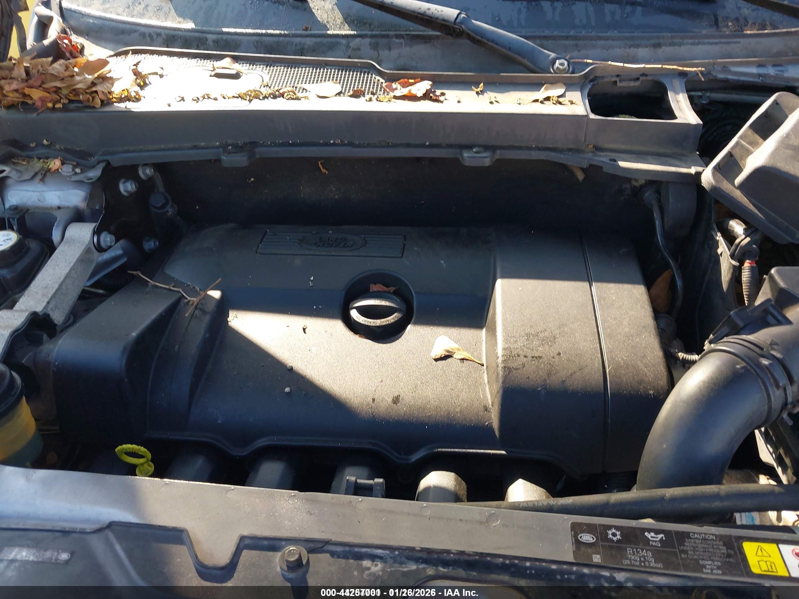 LAND ROVER image 10