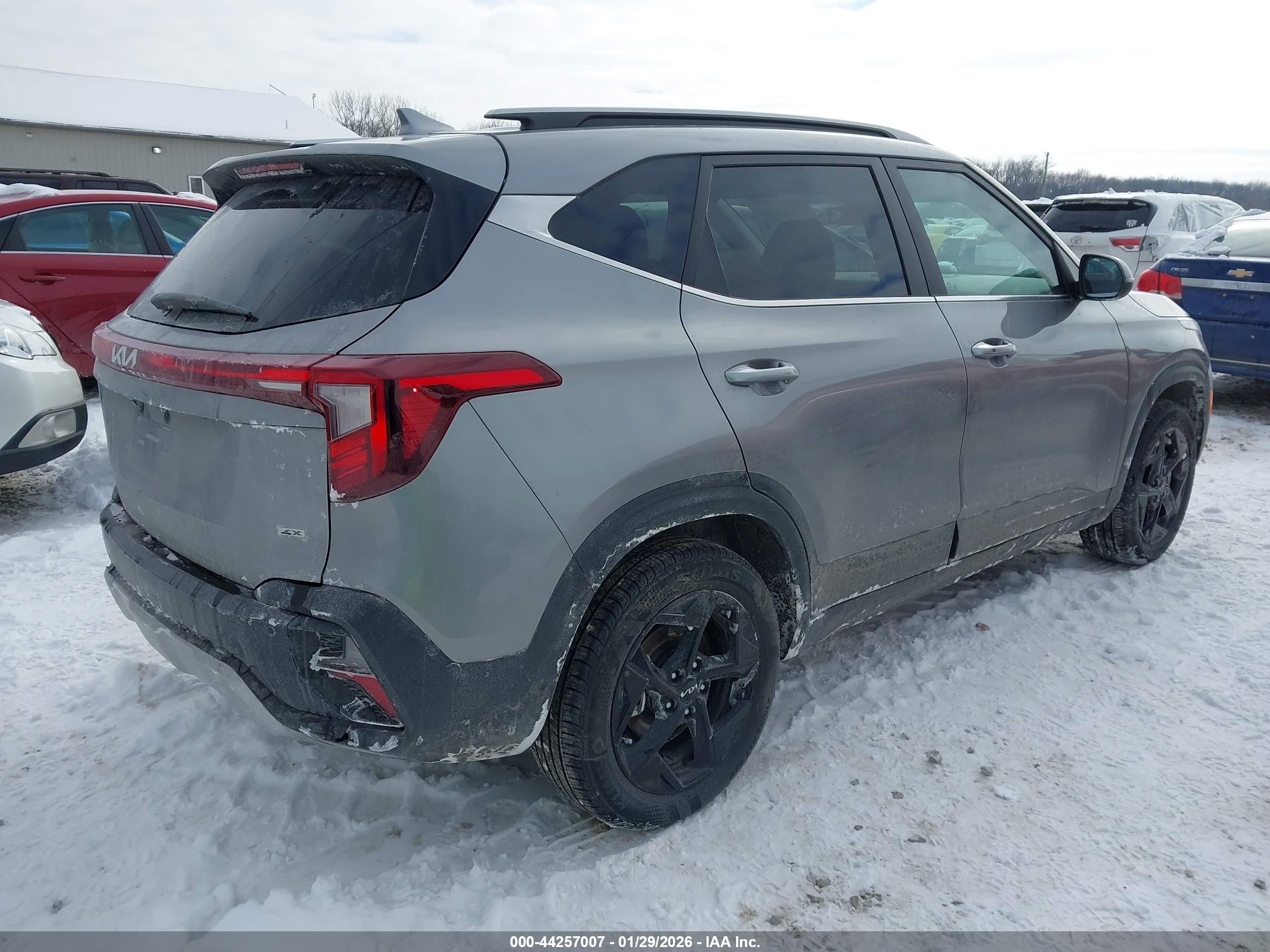 KIA SELTOS image 4