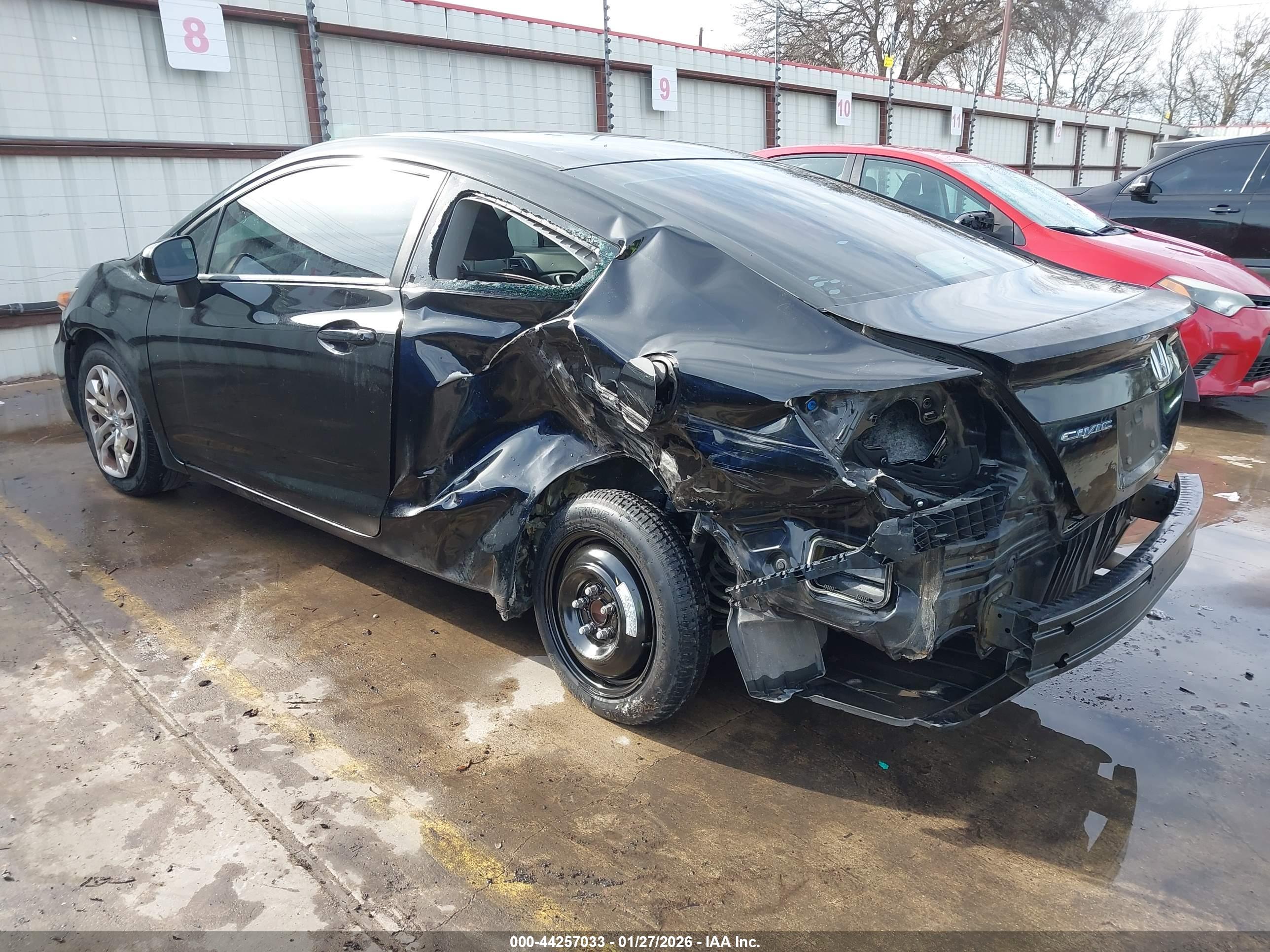 HONDA CIVIC image 3
