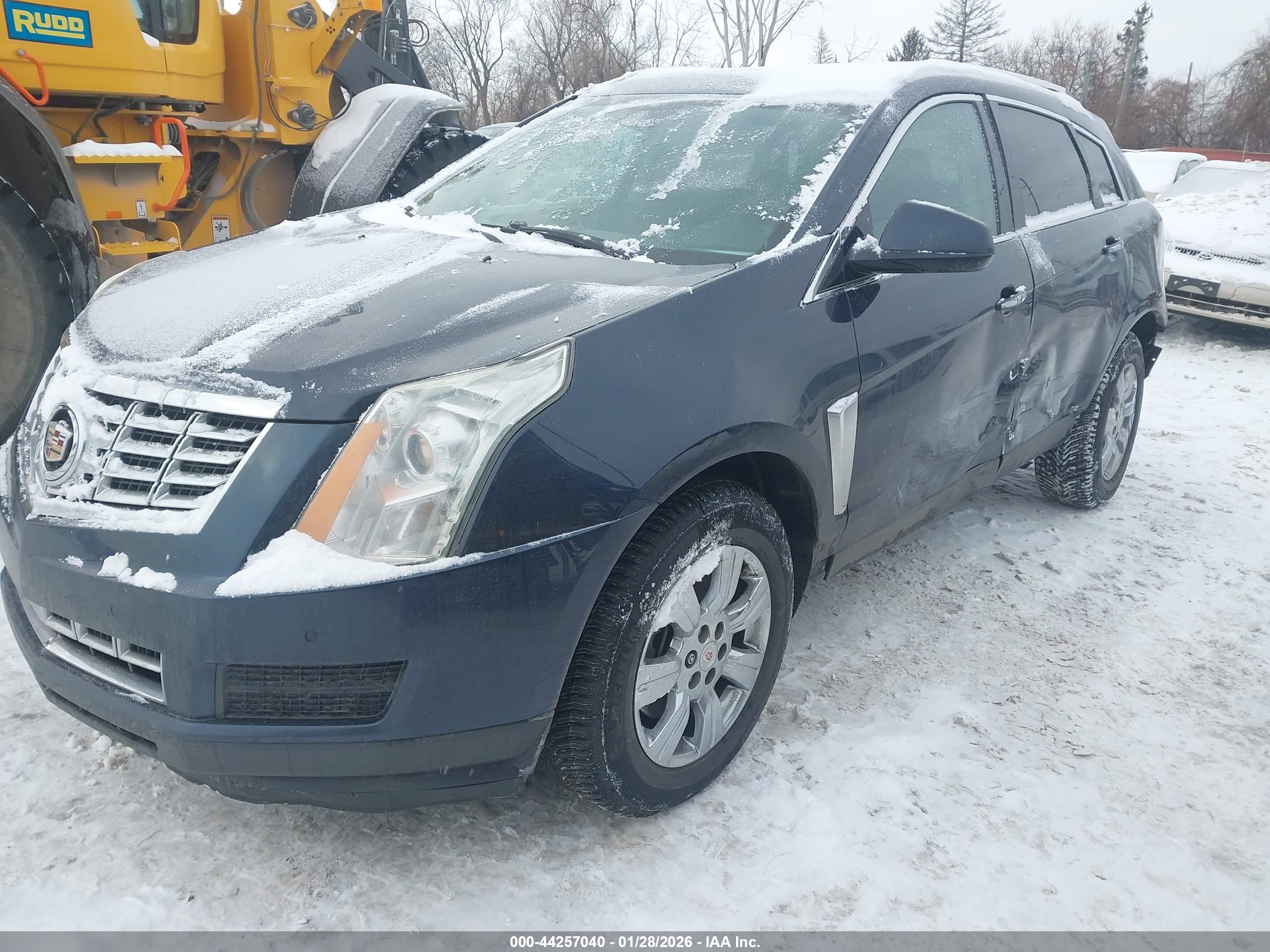 CADILLAC SRX image 2