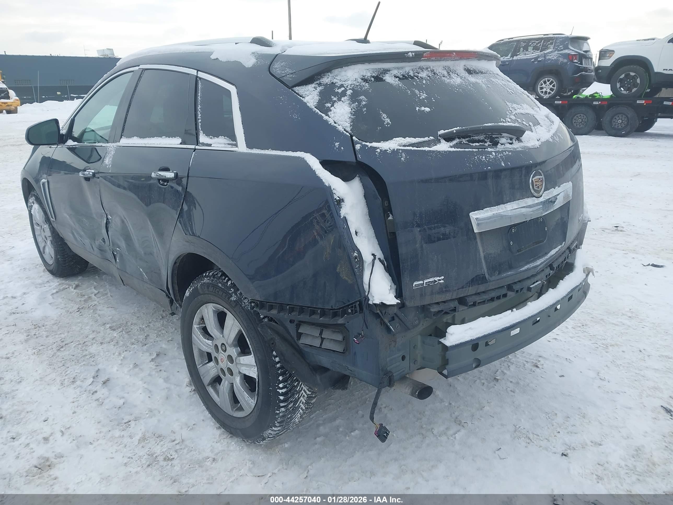 CADILLAC SRX image 3