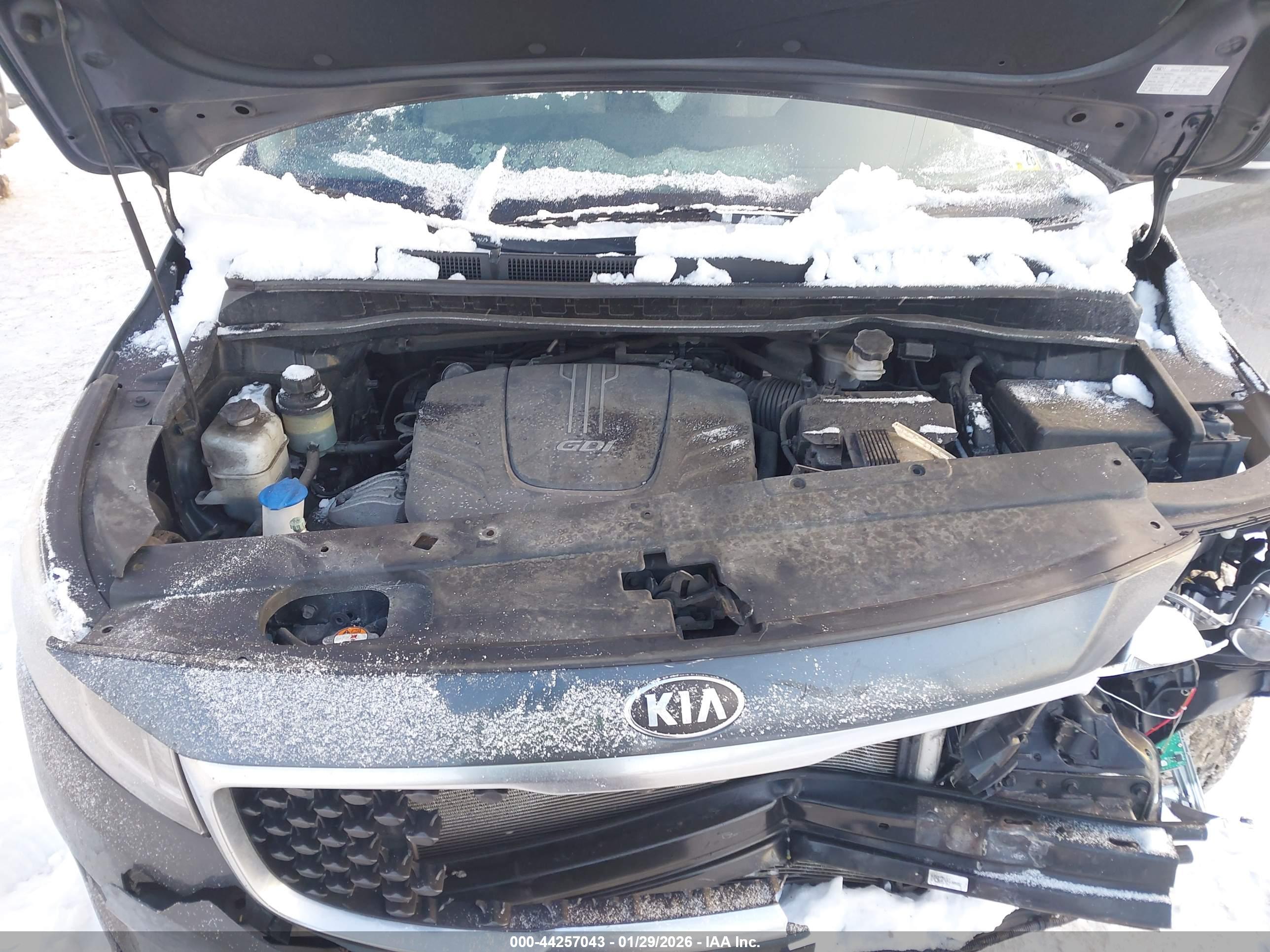 KIA SEDONA image 10