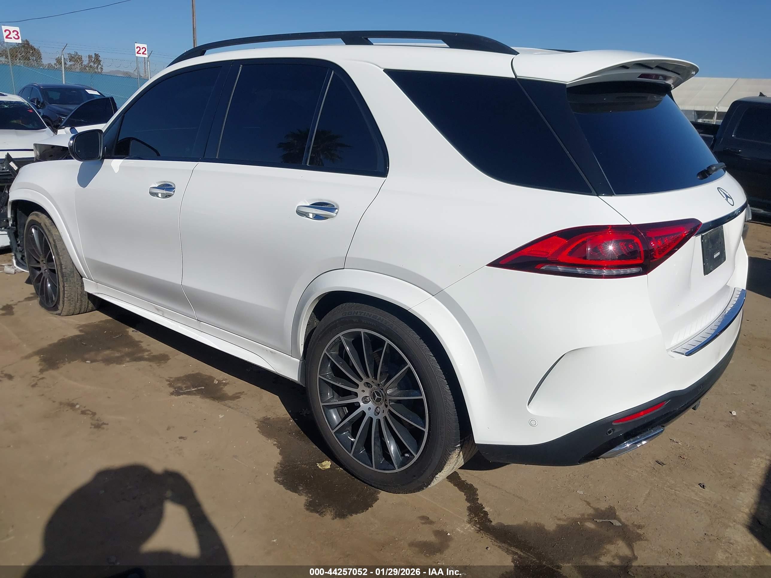 MERCEDES-BENZ GLE image 3