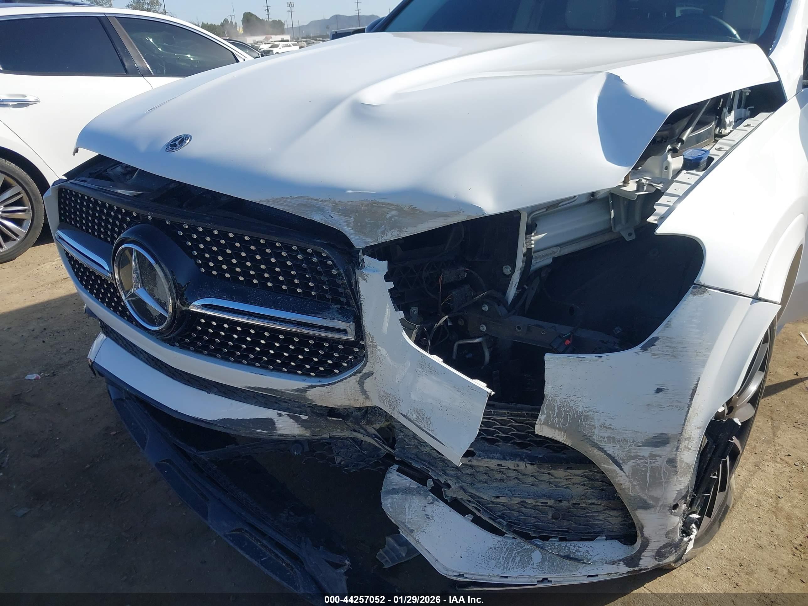 MERCEDES-BENZ GLE image 6