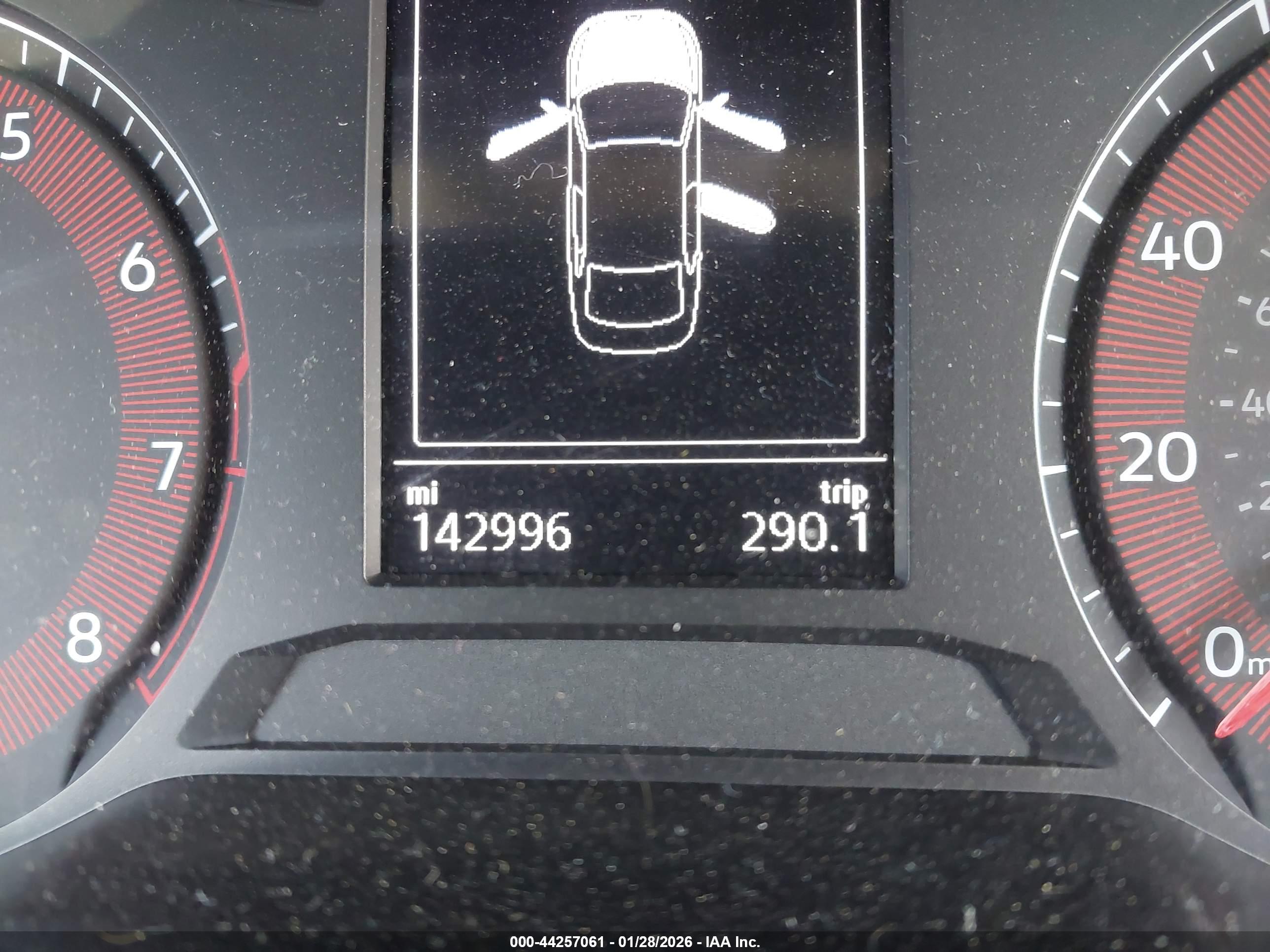 VOLKSWAGEN JETTA image 7