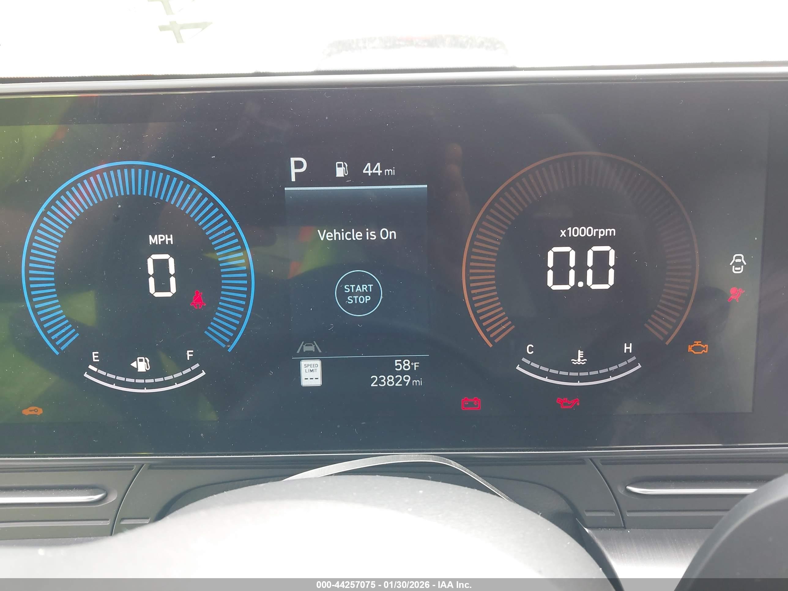 HYUNDAI KONA image 7