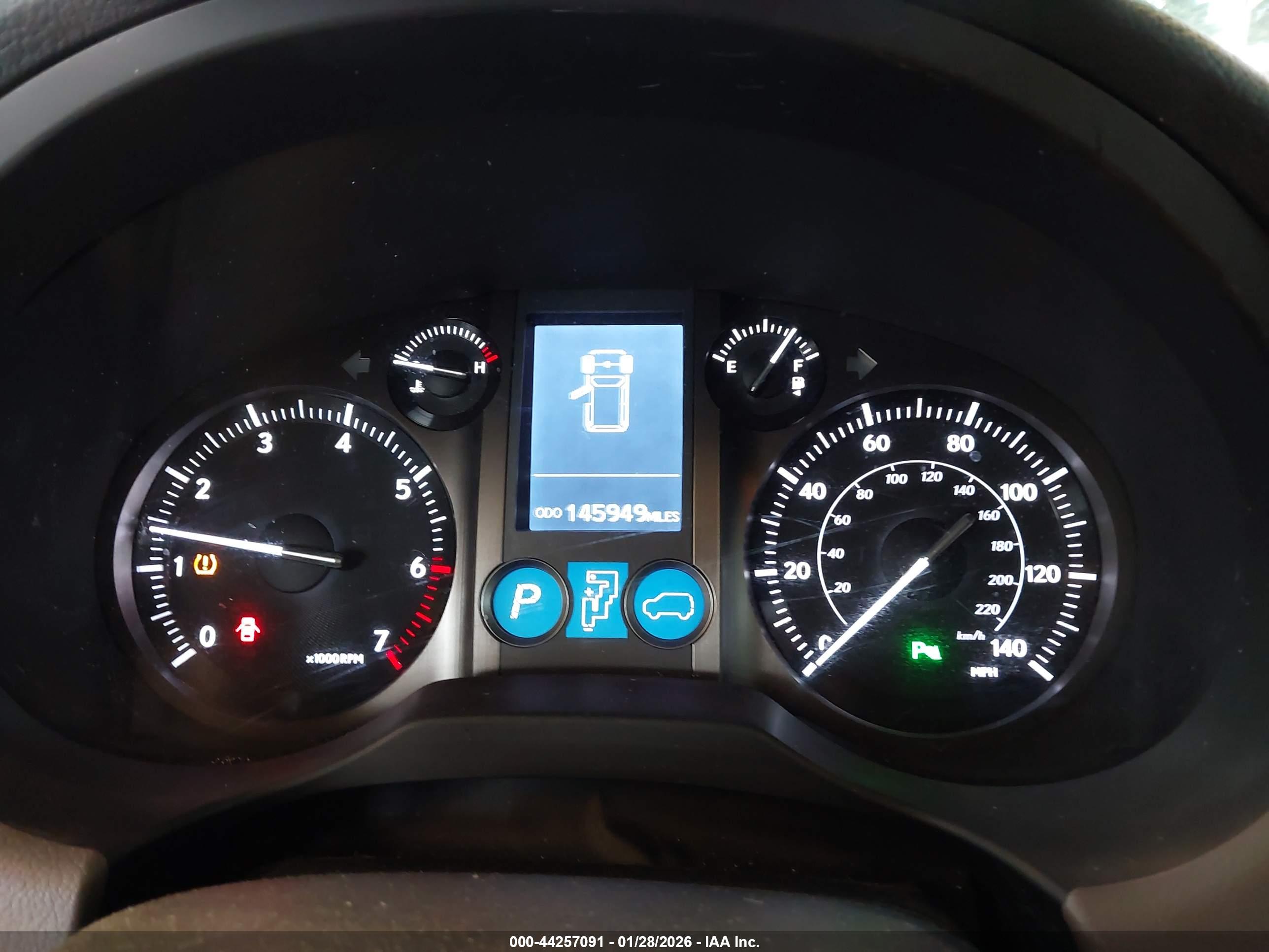 LEXUS GX image 7