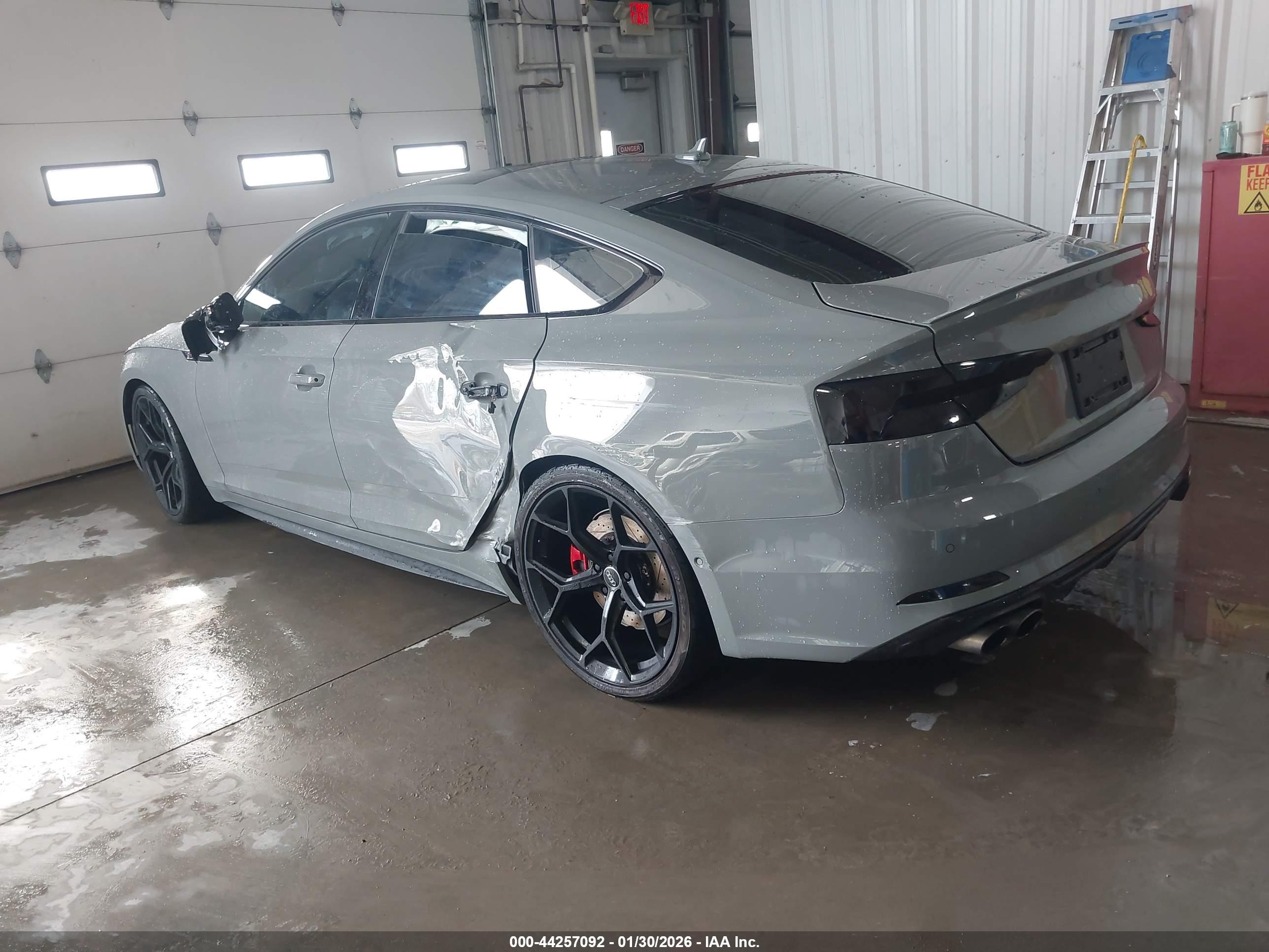 AUDI S5 image 3