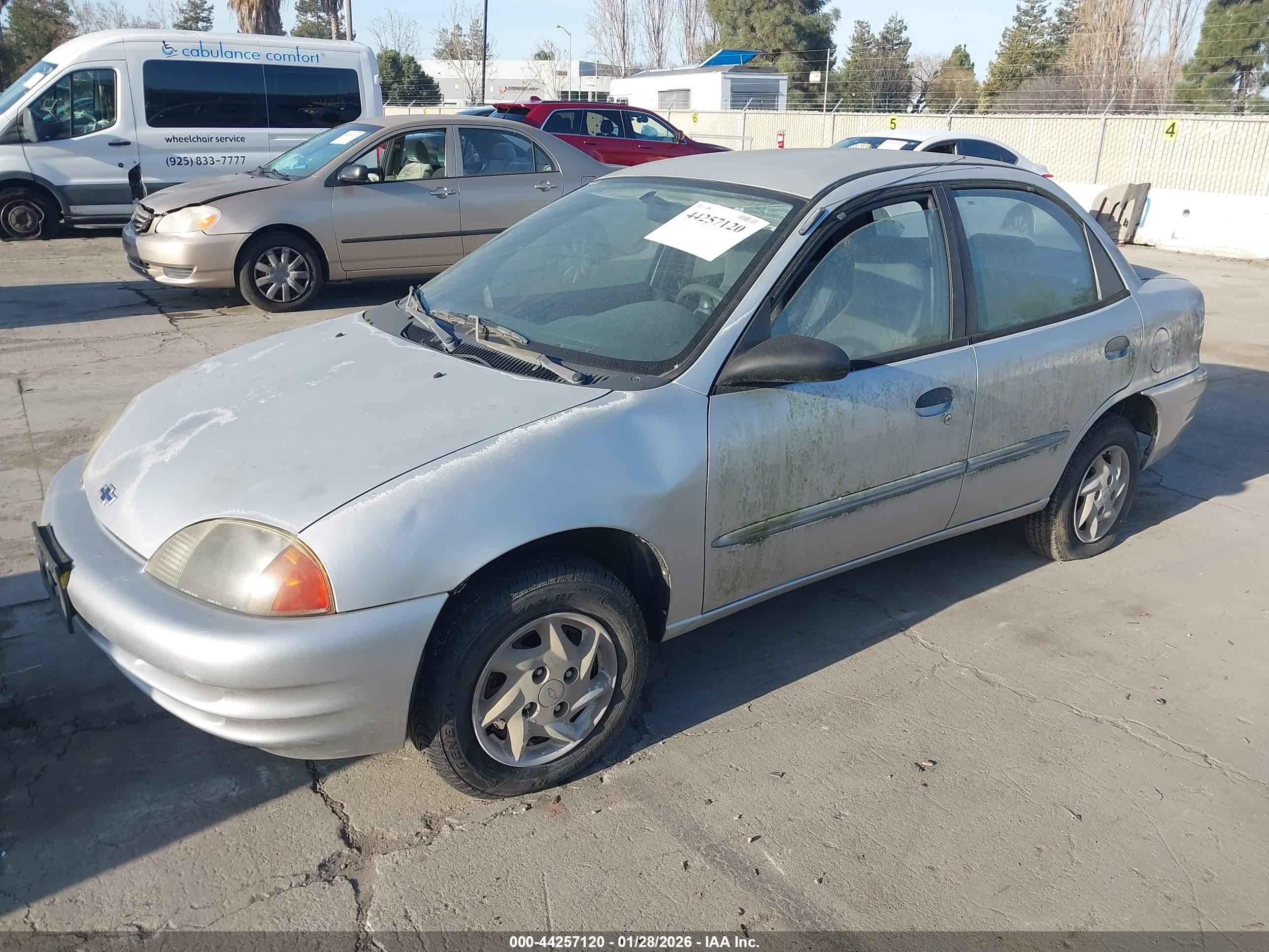 CHEVROLET METRO image 2