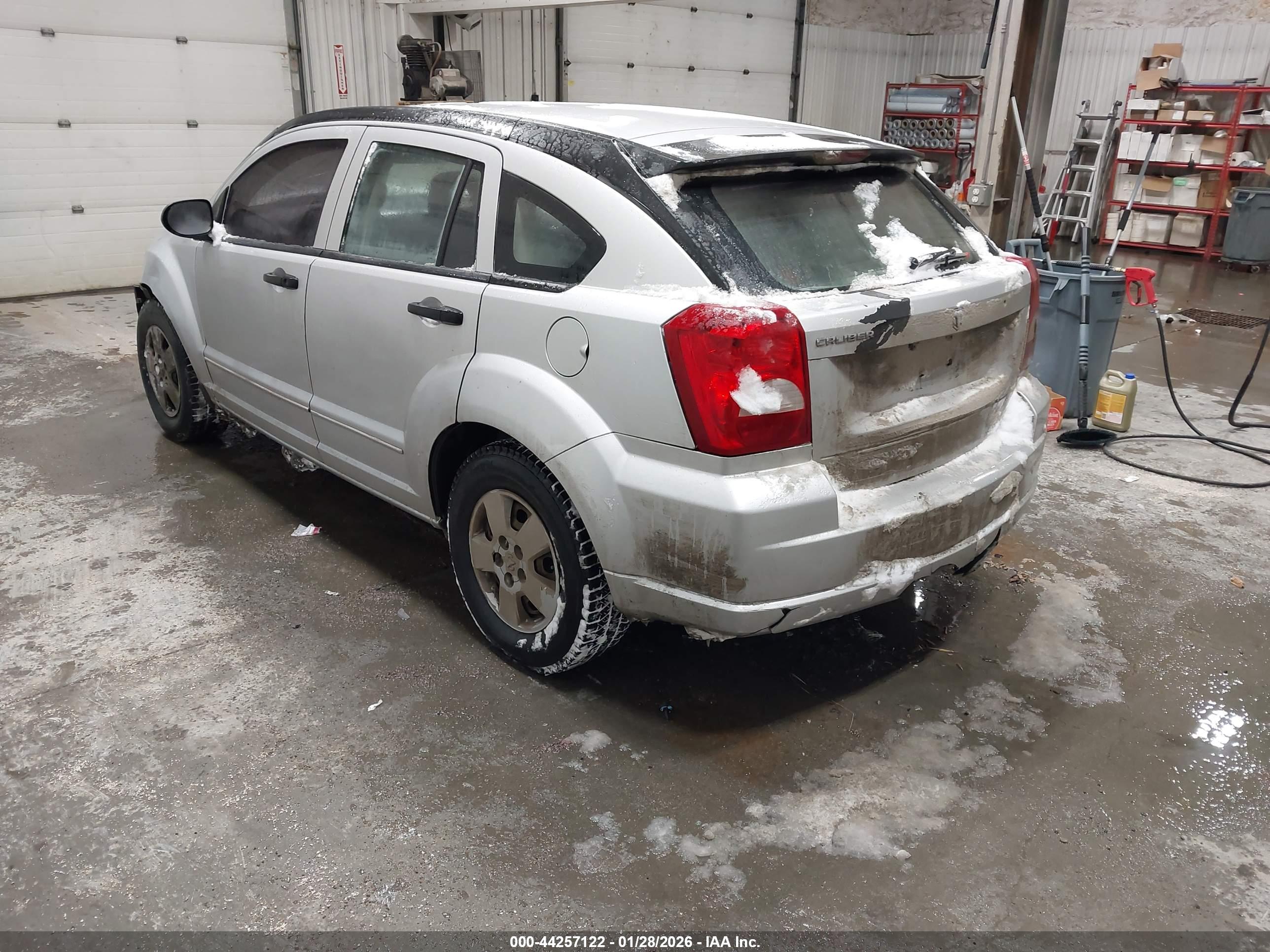 DODGE CALIBER image 3