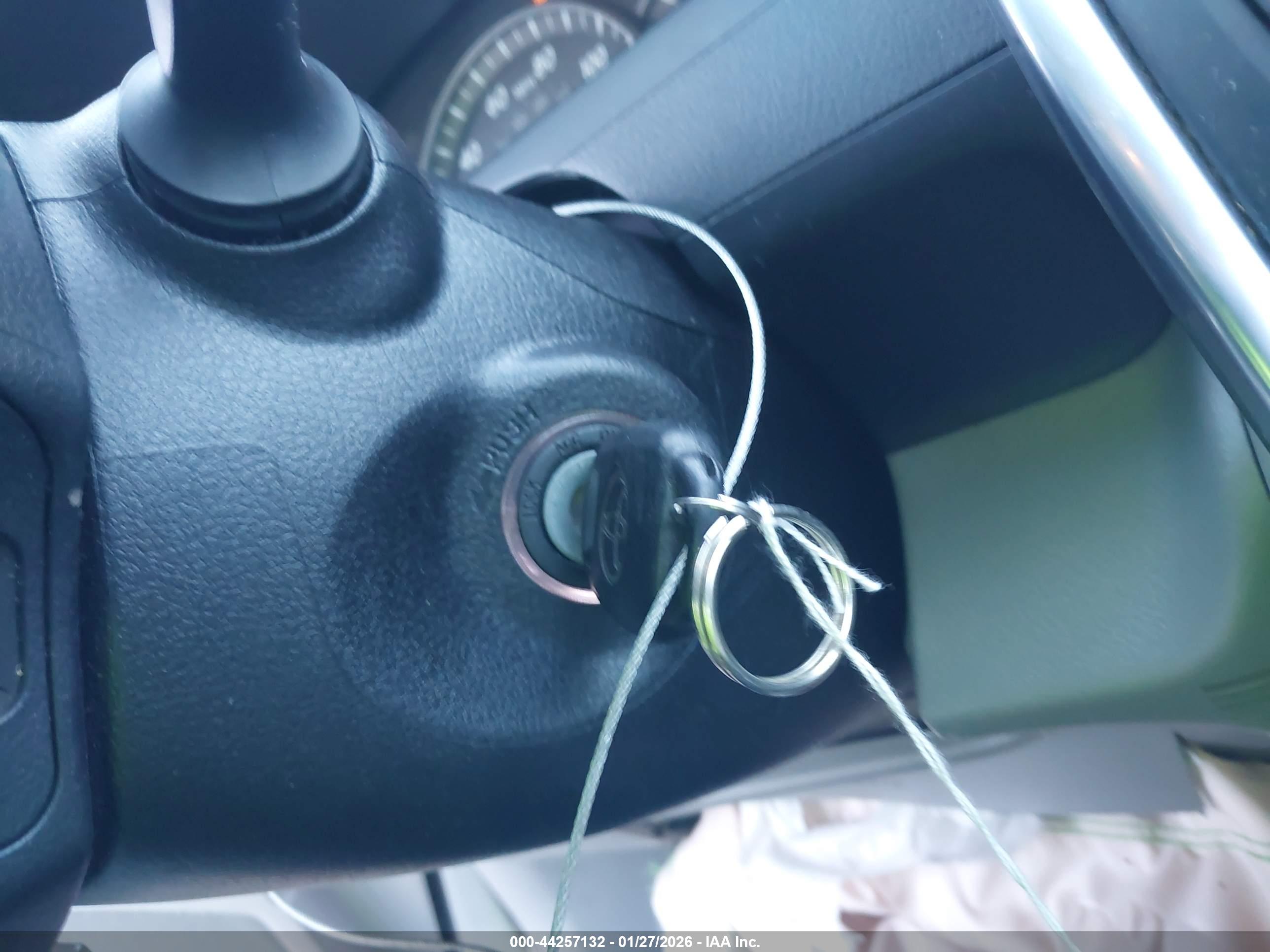 TOYOTA CAMRY image 11