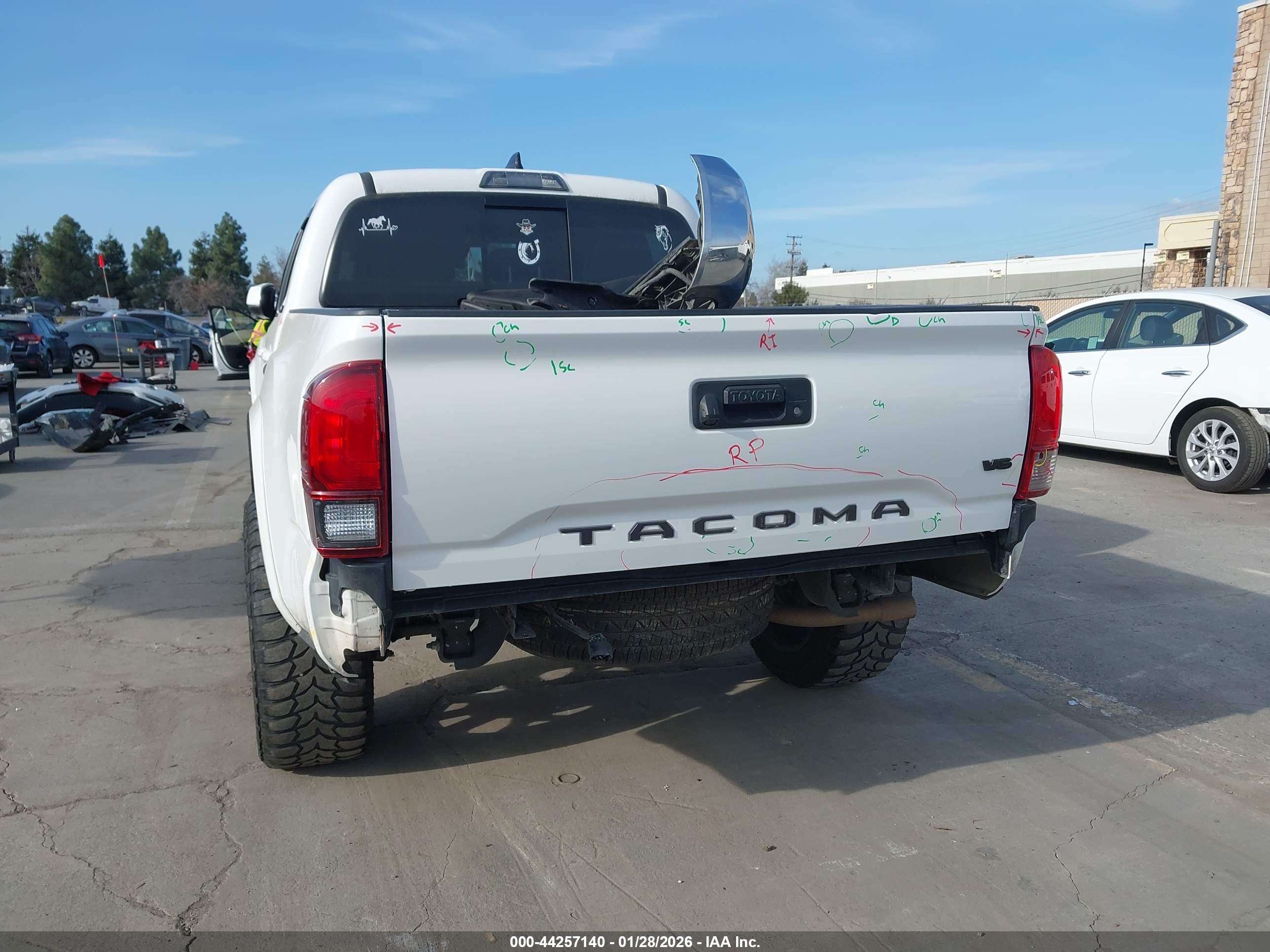 TOYOTA TACOMA image 6