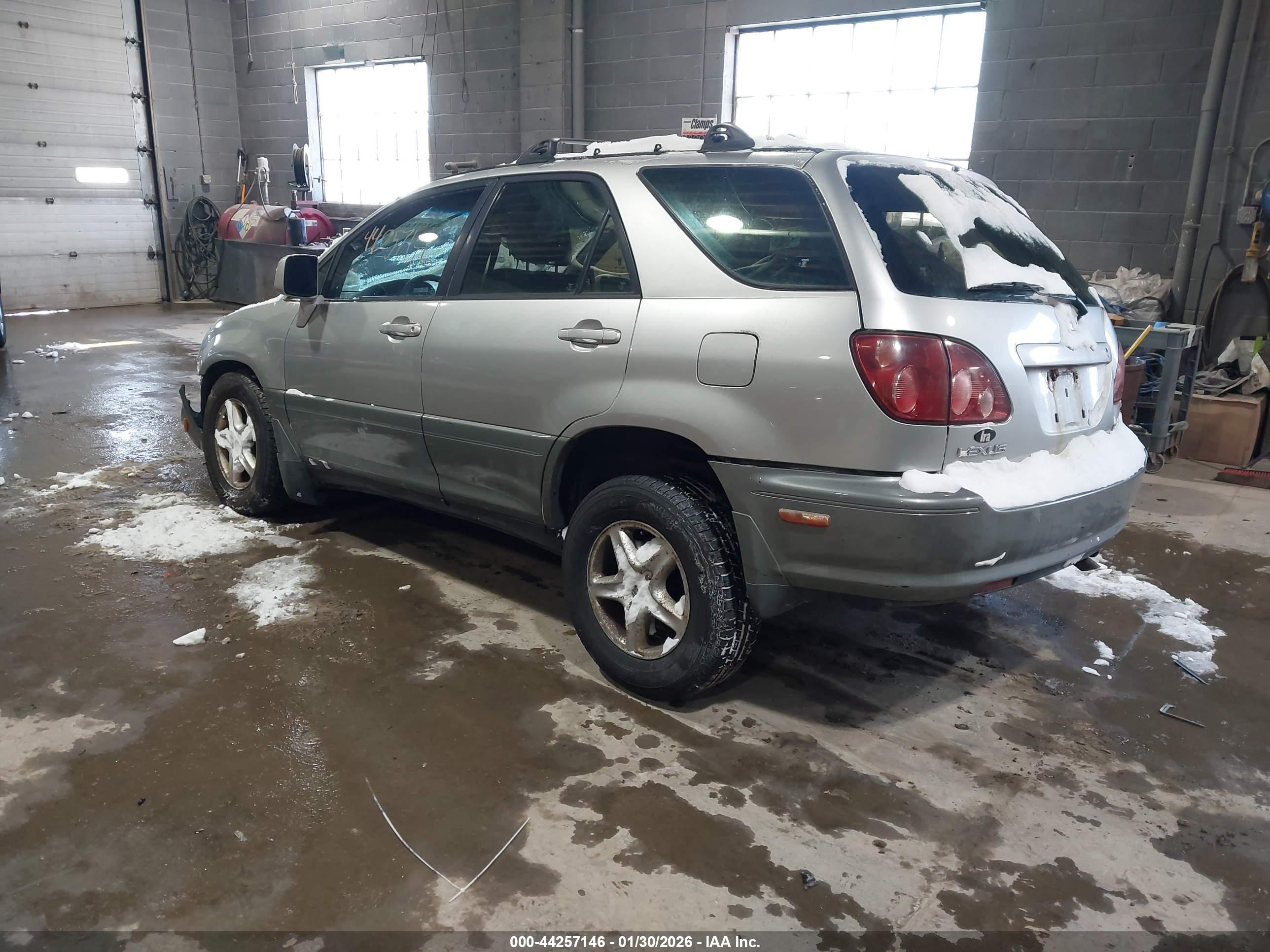 LEXUS RX image 3