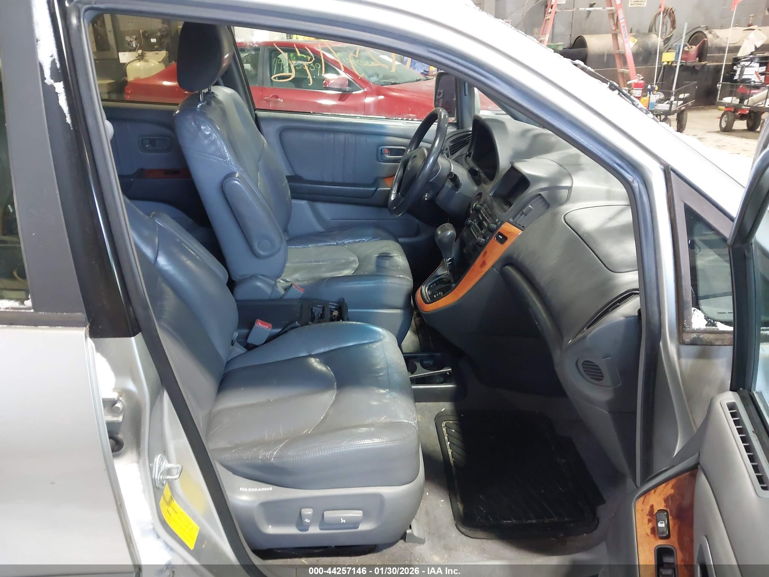 LEXUS RX image 5