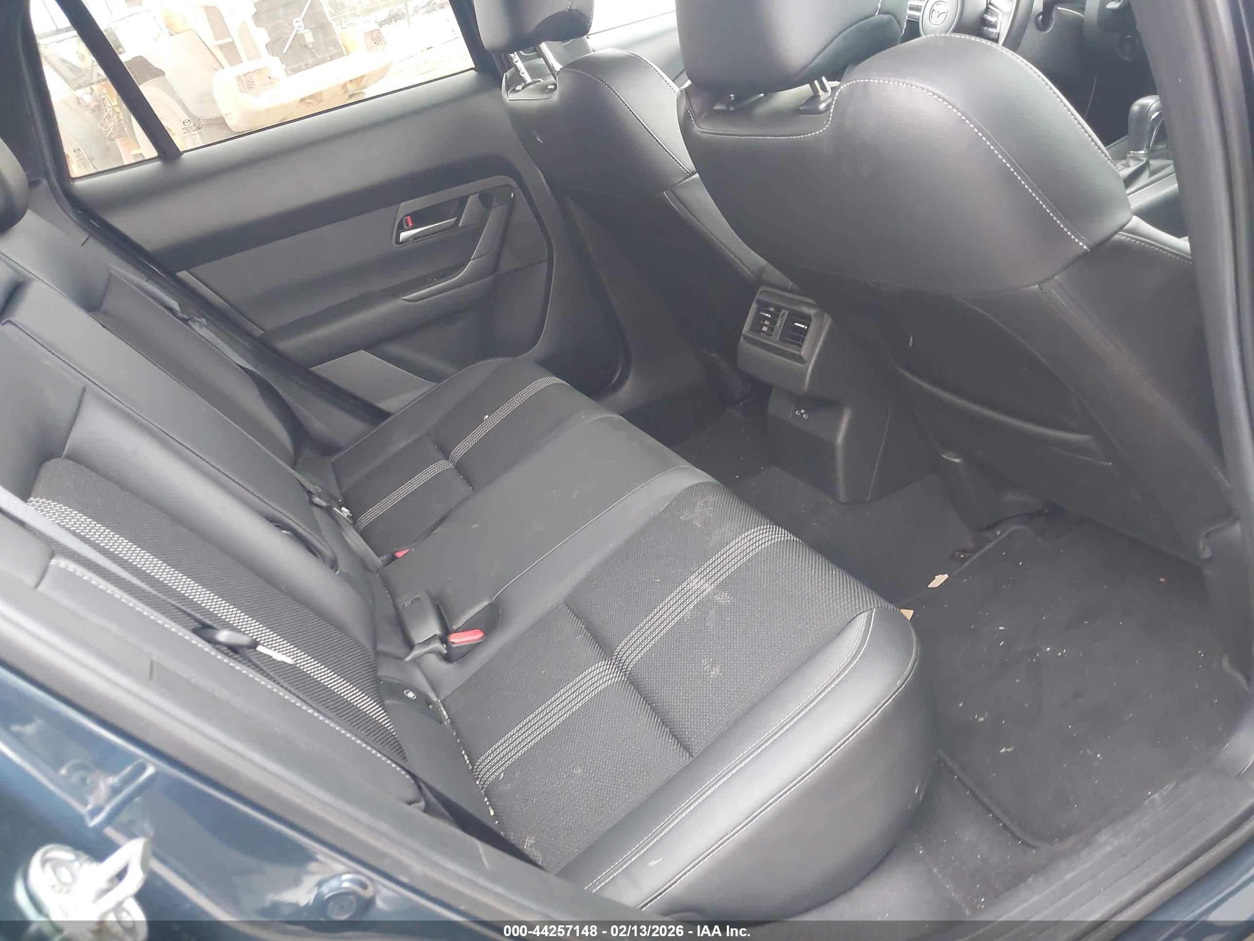 MAZDA CX-50 image 8
