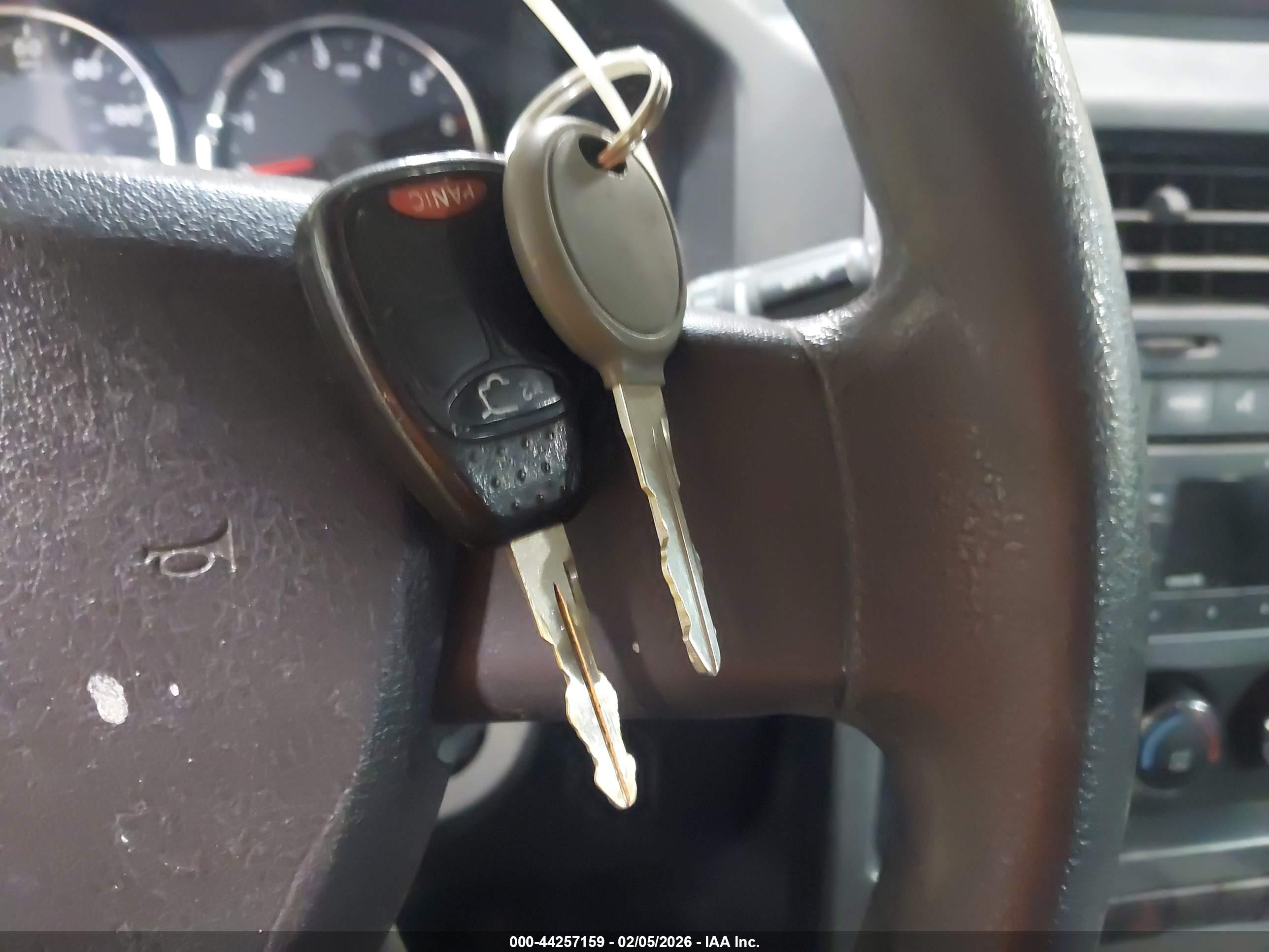 JEEP LIBERTY image 11