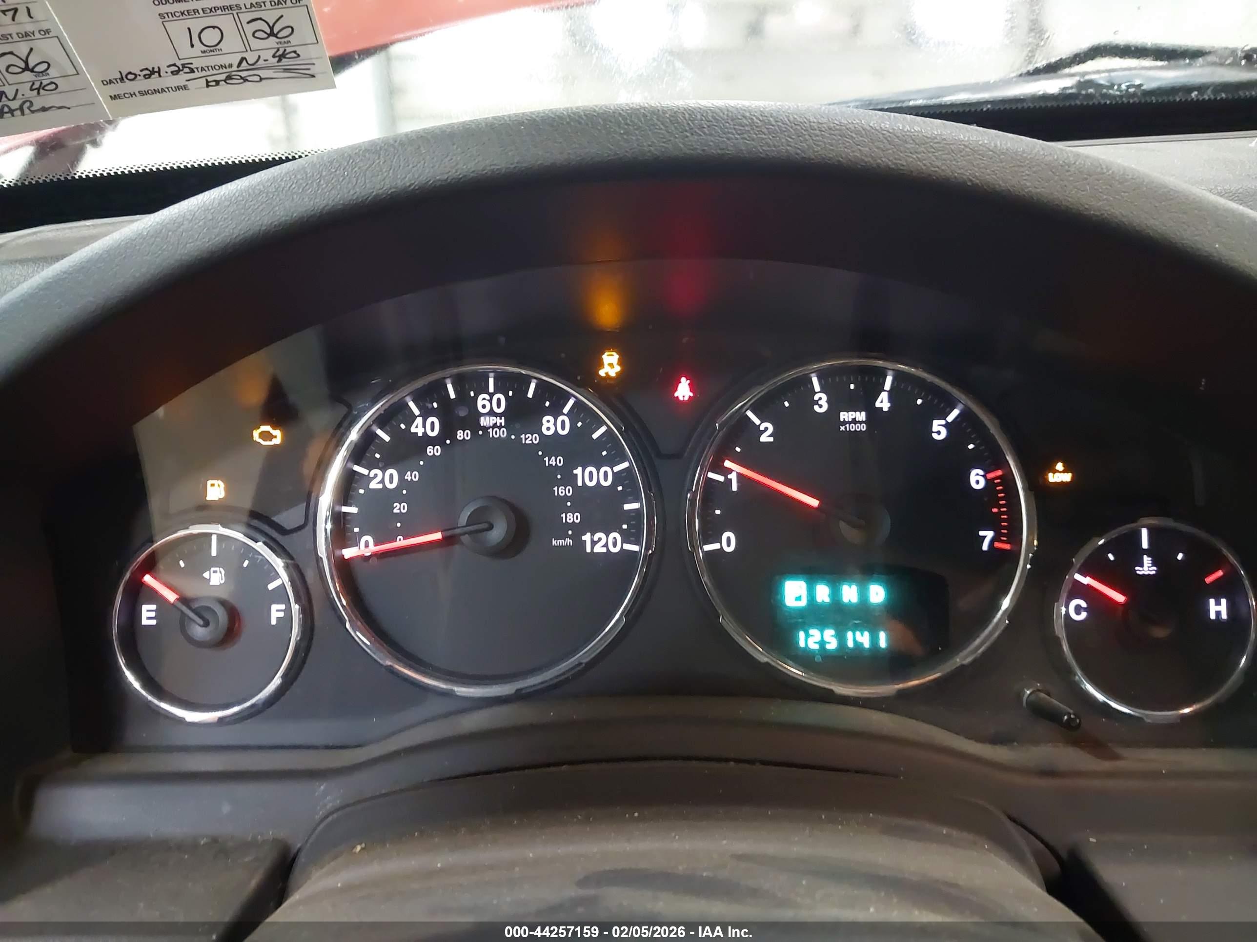 JEEP LIBERTY image 7