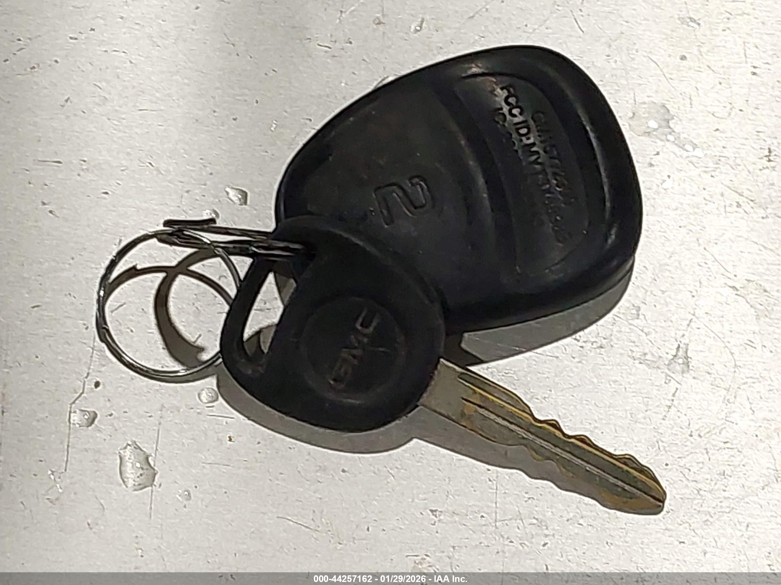 GMC ENVOY image 11