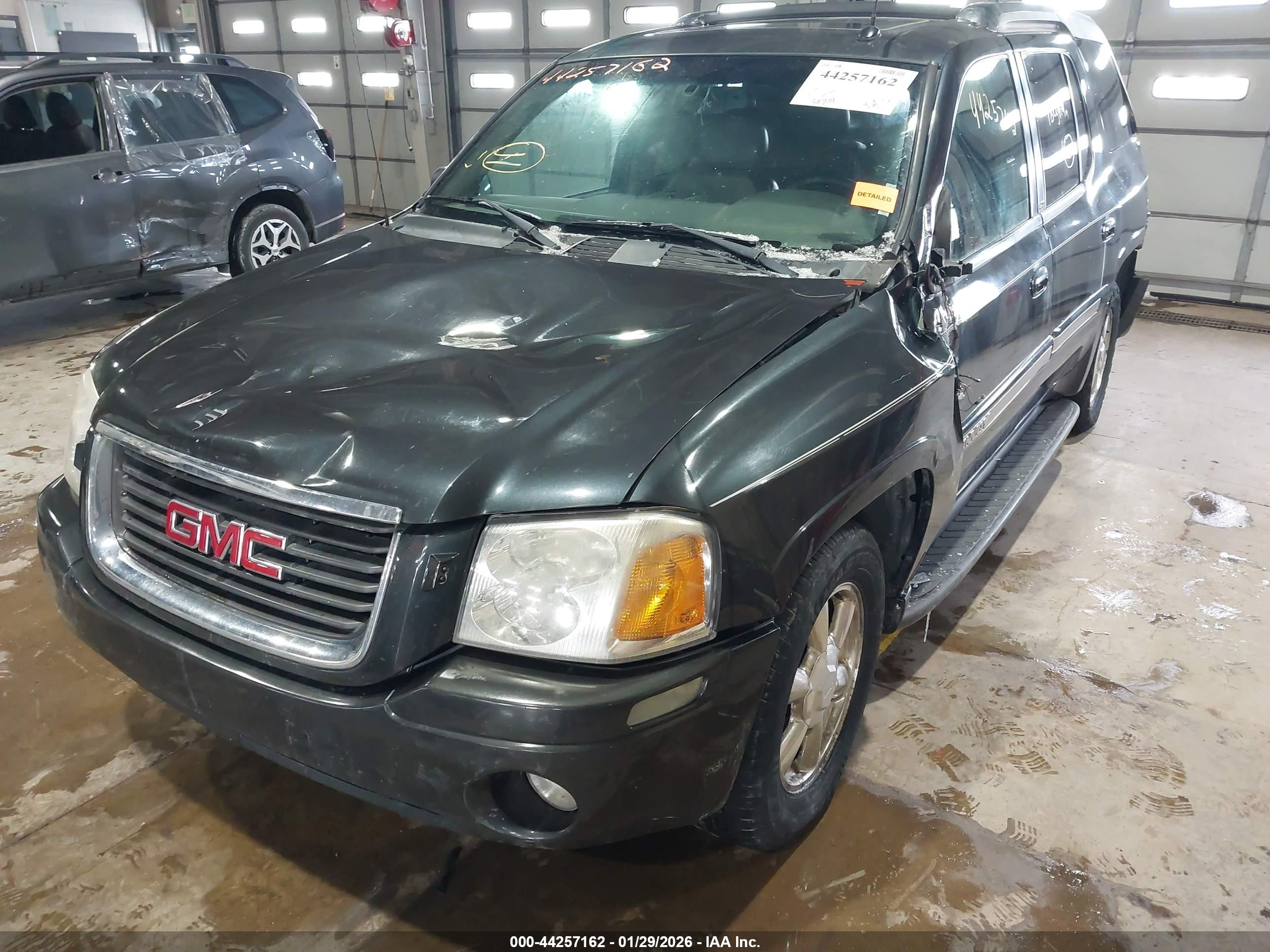 GMC ENVOY image 6