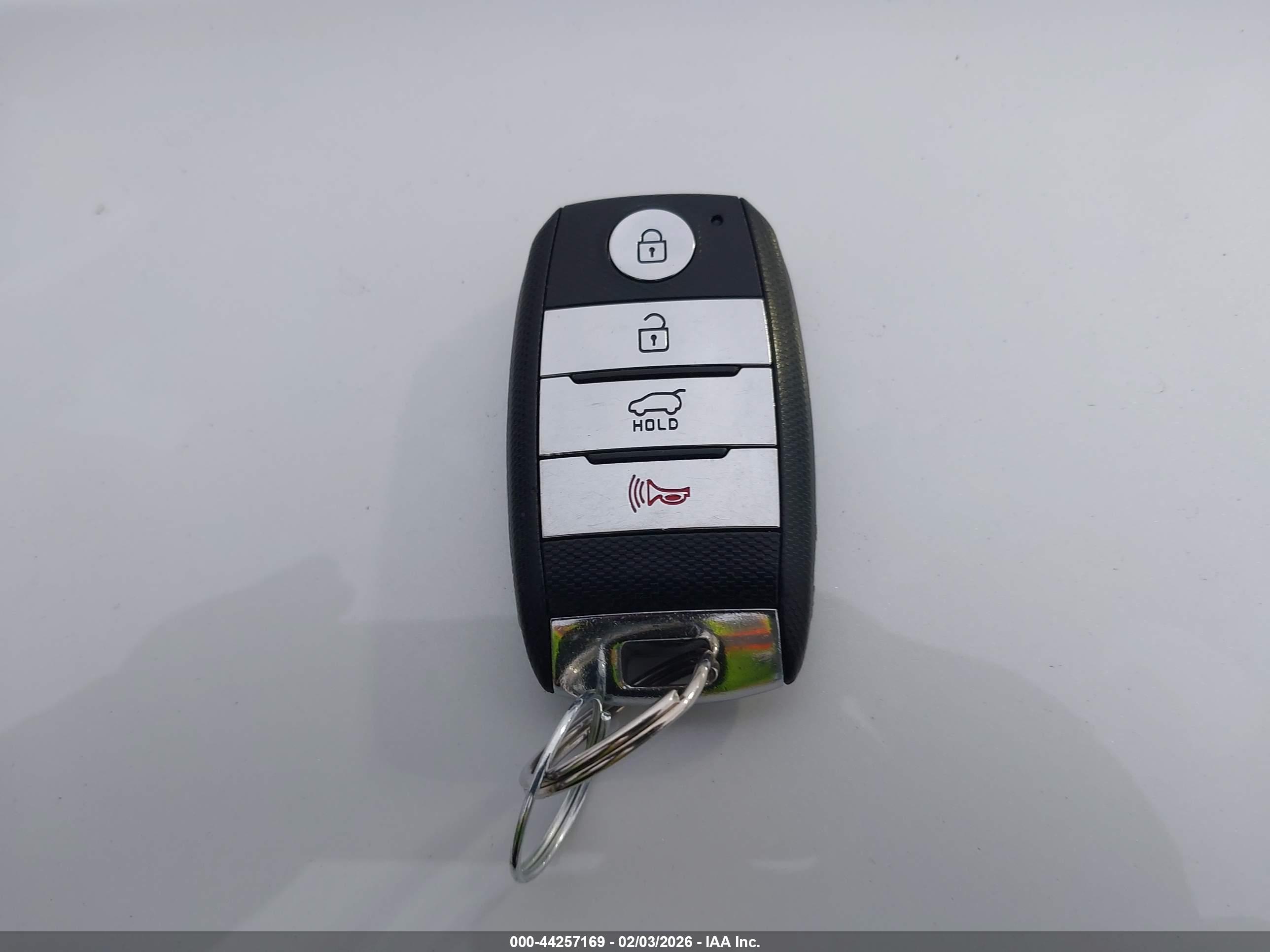 KIA SORENTO image 11