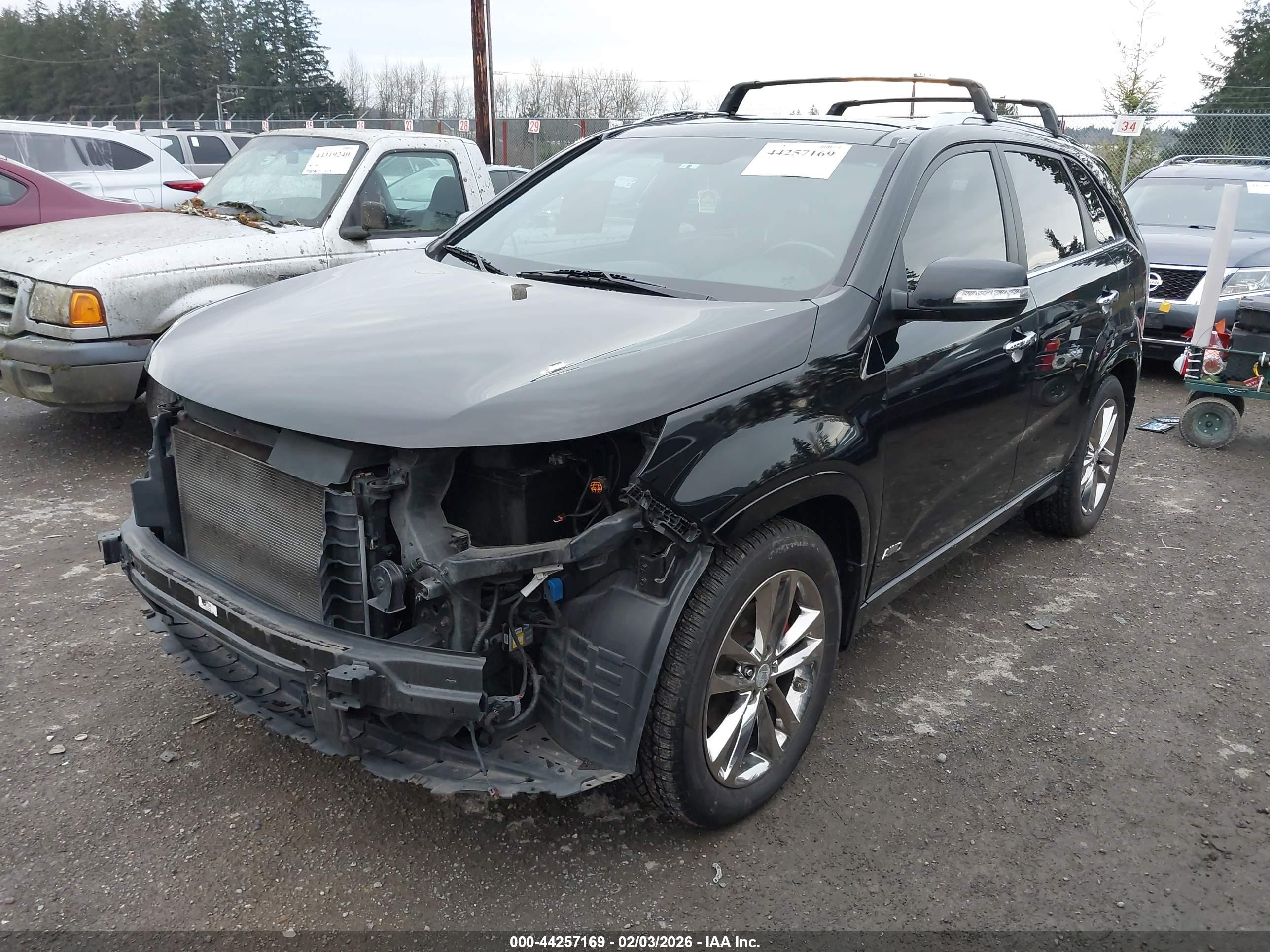 KIA SORENTO image 2