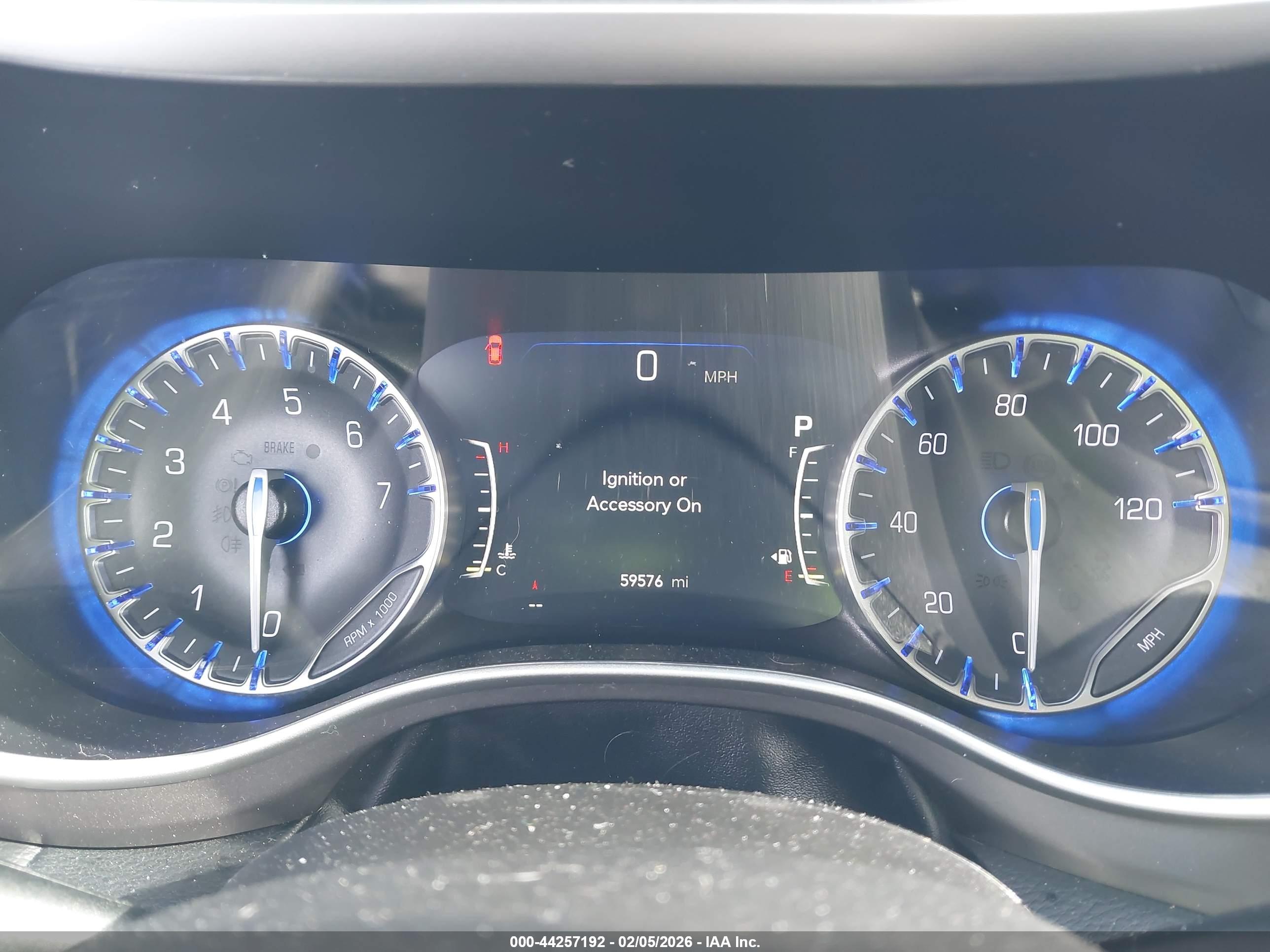 CHRYSLER PACIFICA image 7