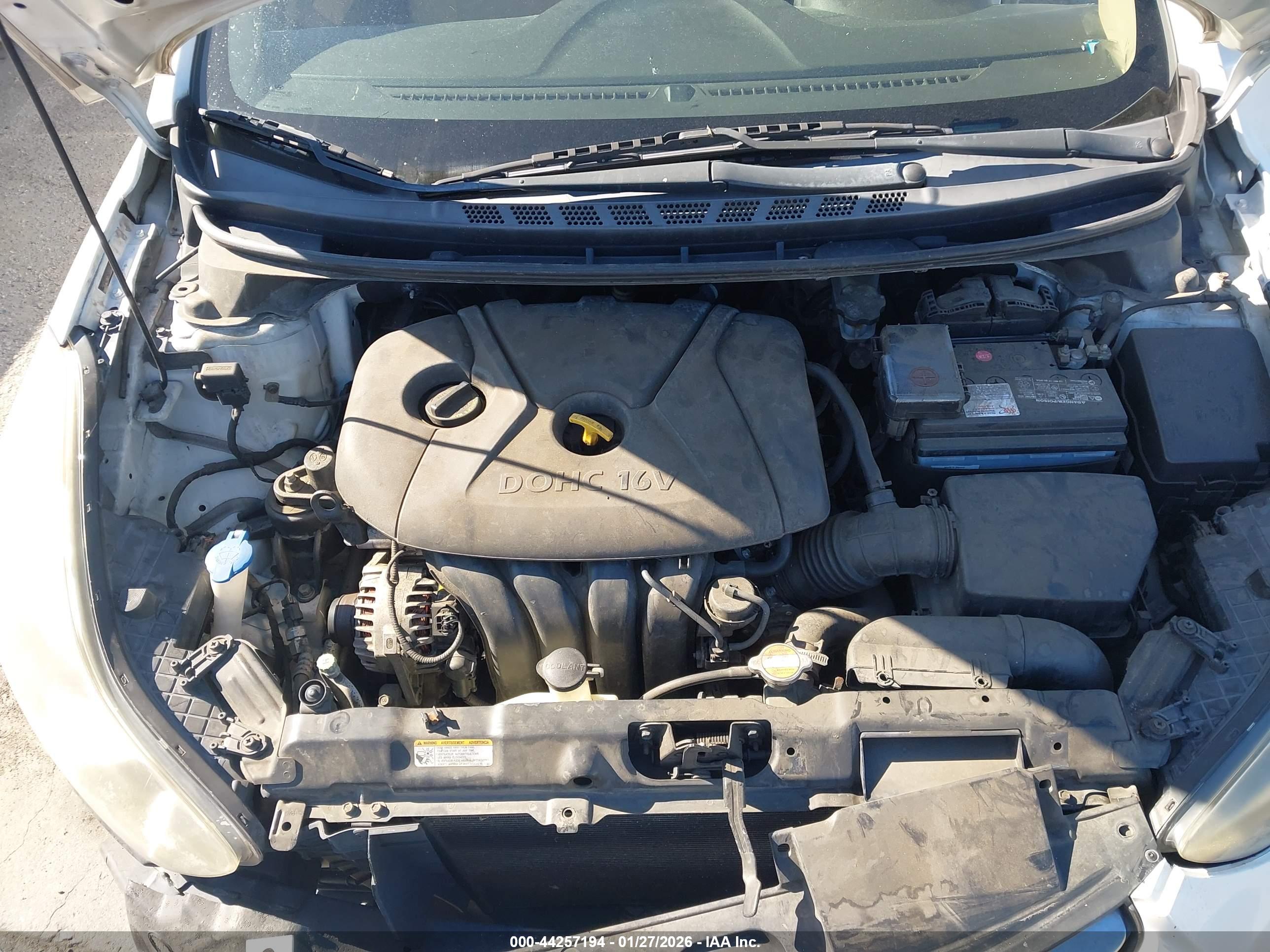 HYUNDAI ELANTRA image 10