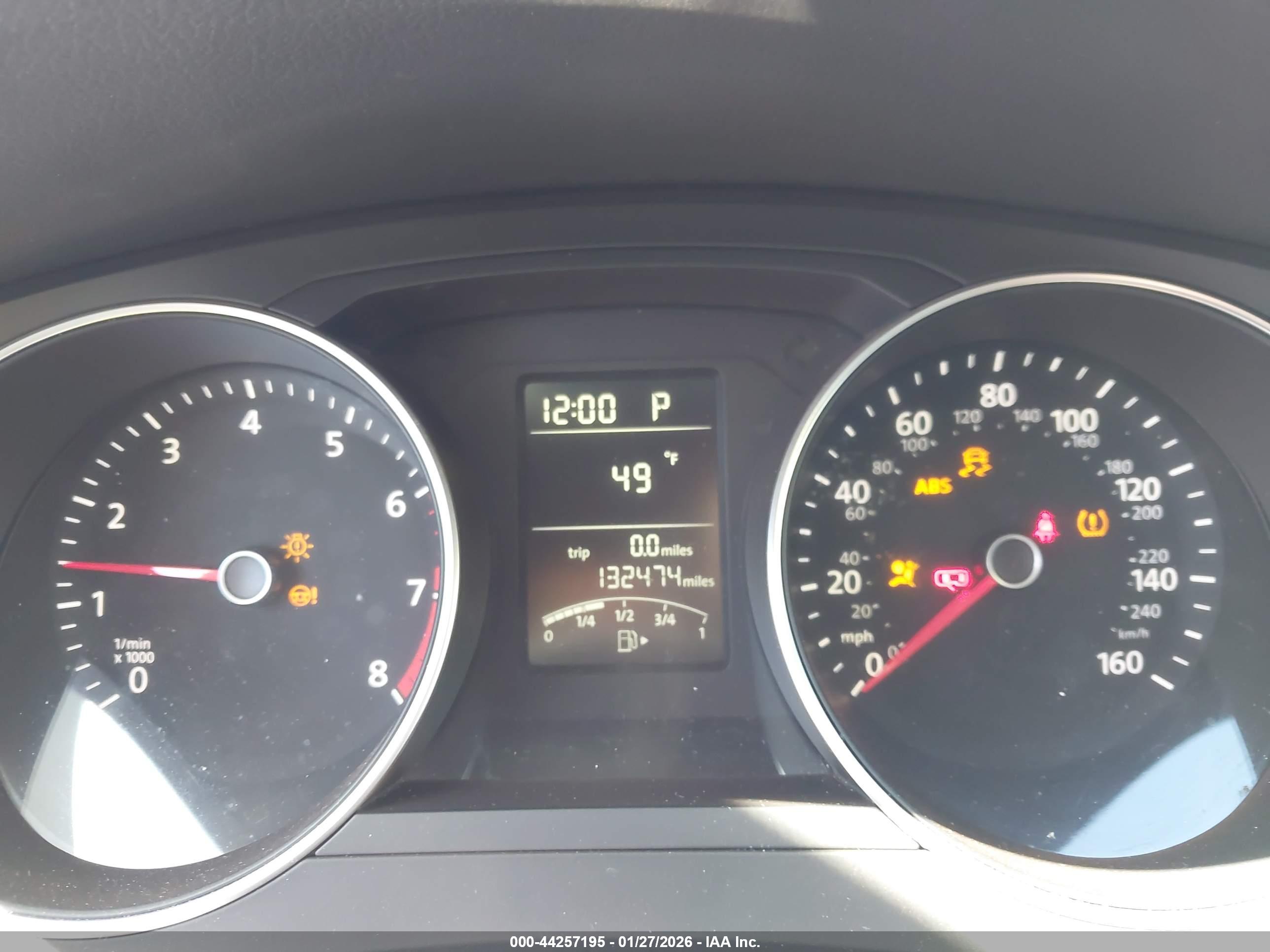 VOLKSWAGEN JETTA image 7