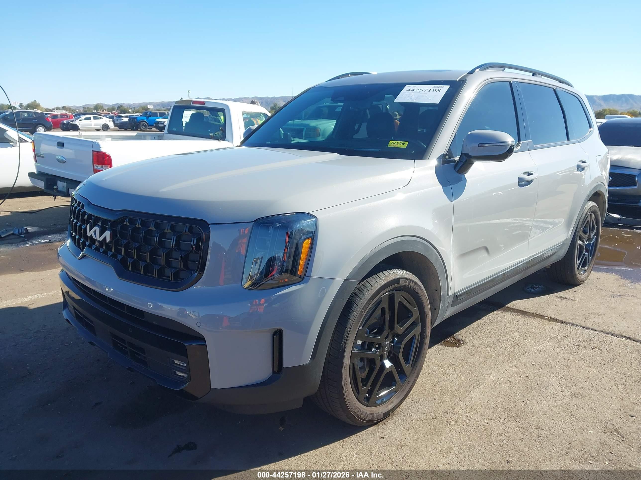 KIA TELLURIDE image 2